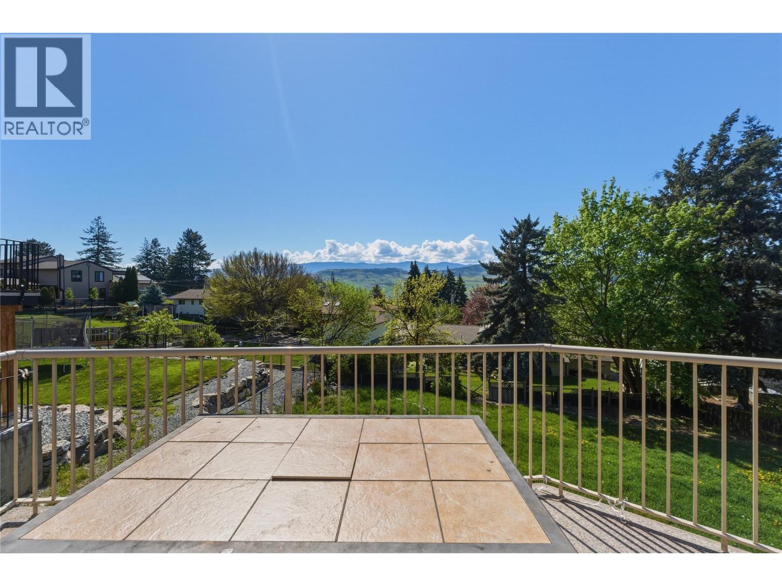 6576 Southwind Road Road, Vernon, British Columbia  V1H 1B7 - Photo 28 - 10388558