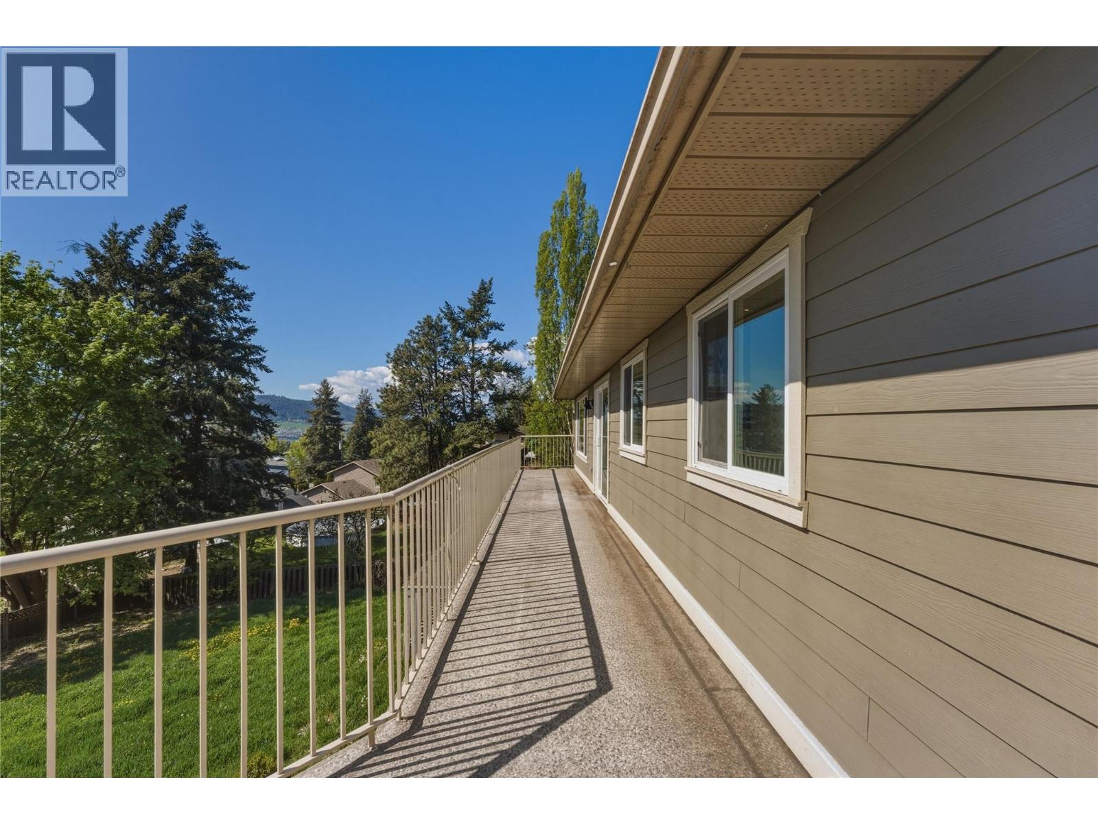 6576 Southwind Road Road, Vernon, British Columbia  V1H 1B7 - Photo 29 - 10388558