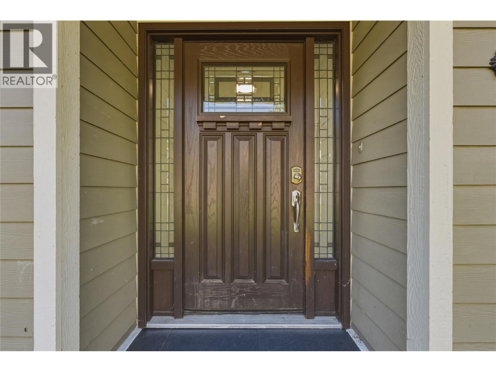 6576 Southwind Road Road, Vernon, British Columbia  V1H 1B7 - Photo 3 - 10388558
