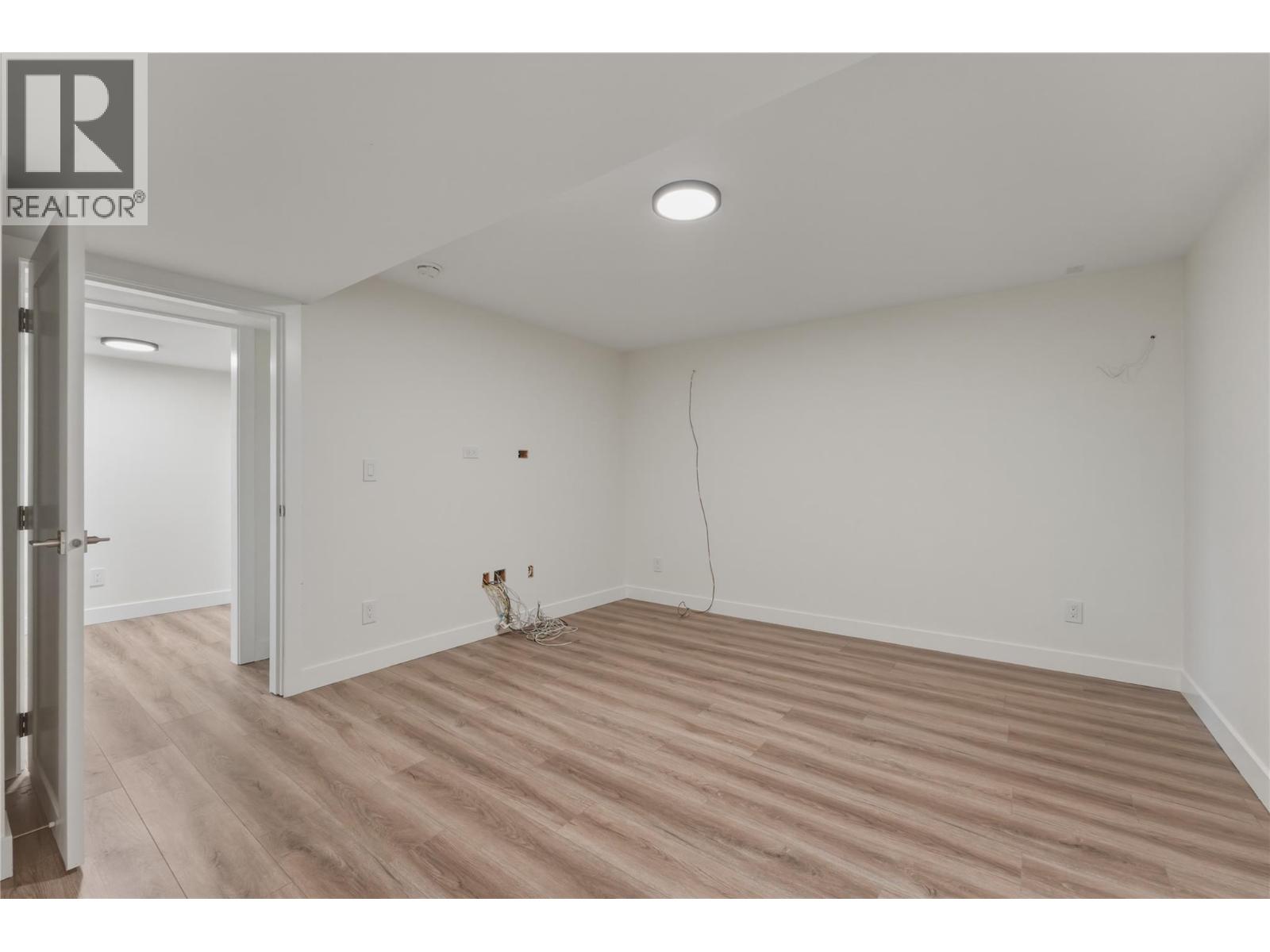 6576 Southwind Road Road, Vernon, British Columbia  V1H 1B7 - Photo 31 - 10388558