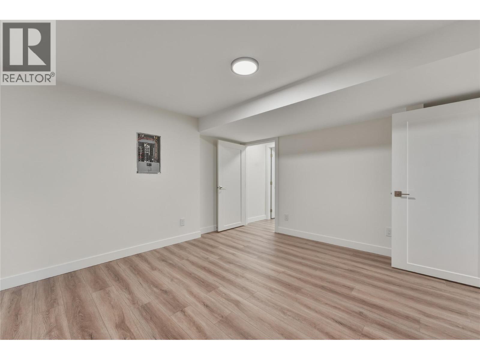 6576 Southwind Road Road, Vernon, British Columbia  V1H 1B7 - Photo 32 - 10388558