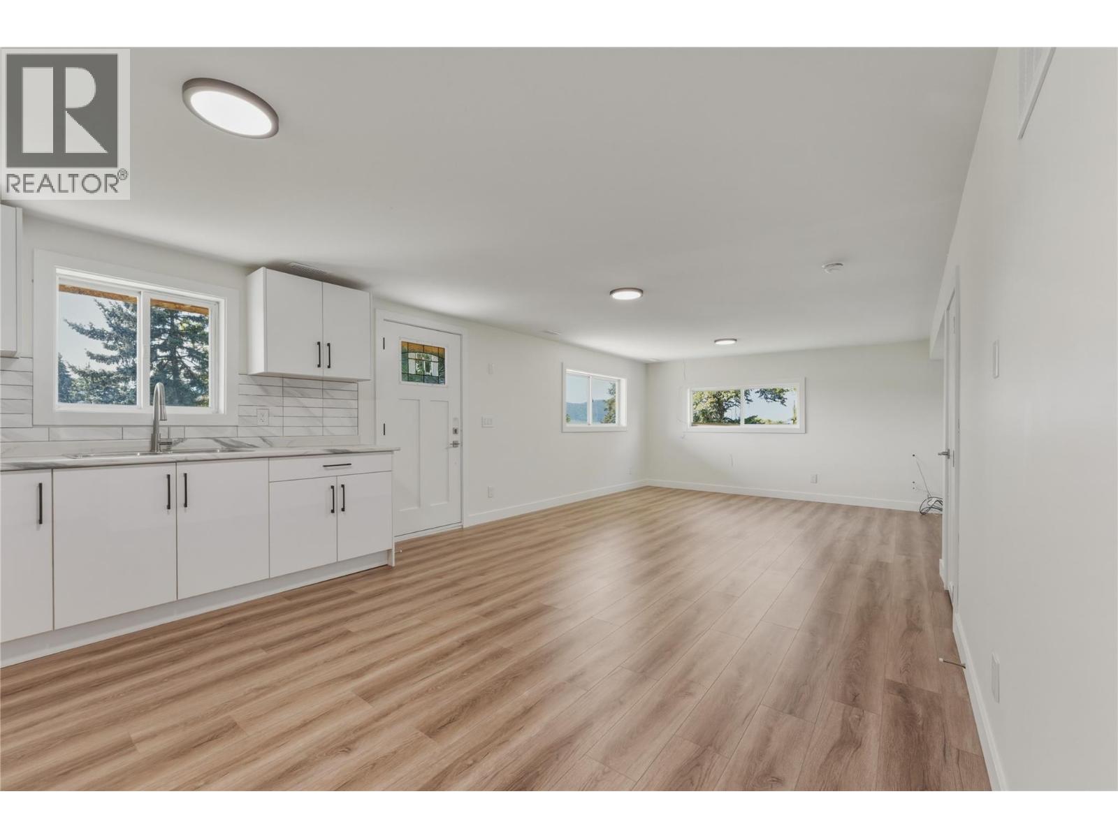 6576 Southwind Road Road, Vernon, British Columbia  V1H 1B7 - Photo 33 - 10388558