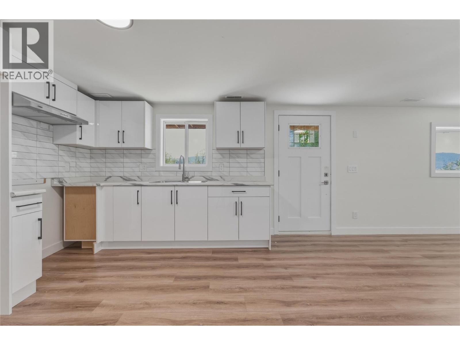 6576 Southwind Road Road, Vernon, British Columbia  V1H 1B7 - Photo 35 - 10388558