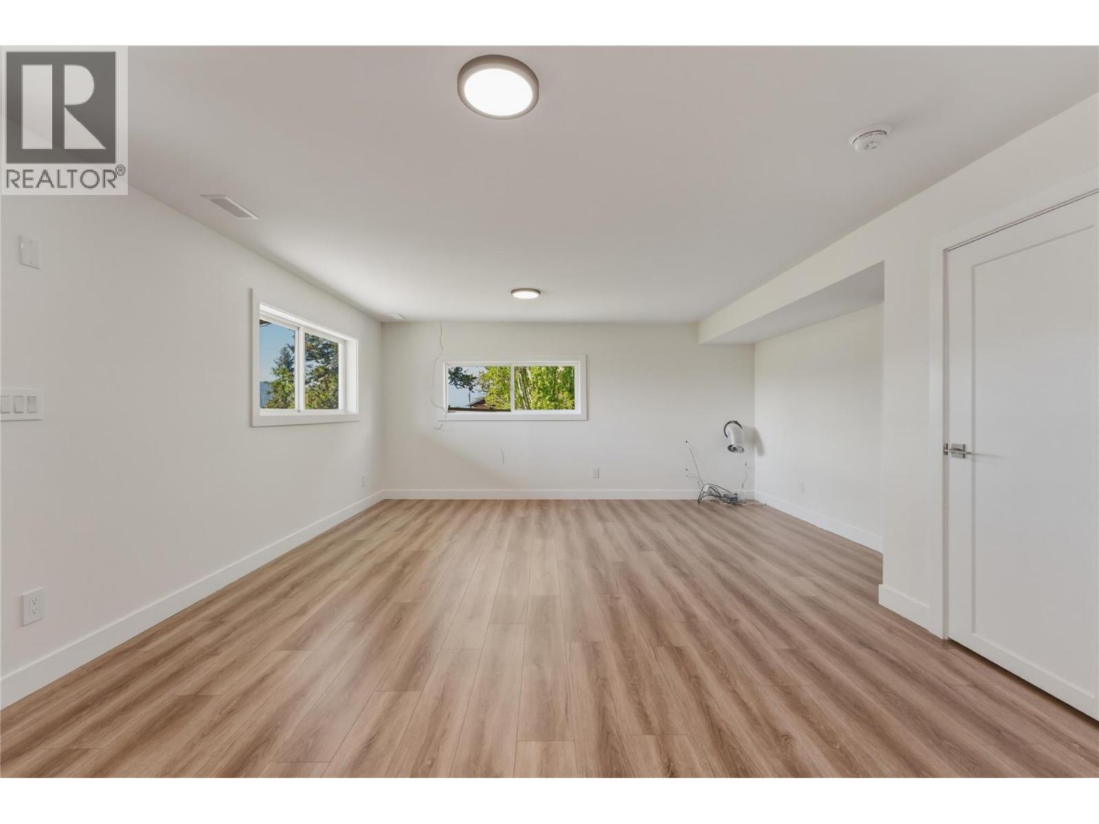 6576 Southwind Road Road, Vernon, British Columbia  V1H 1B7 - Photo 36 - 10388558