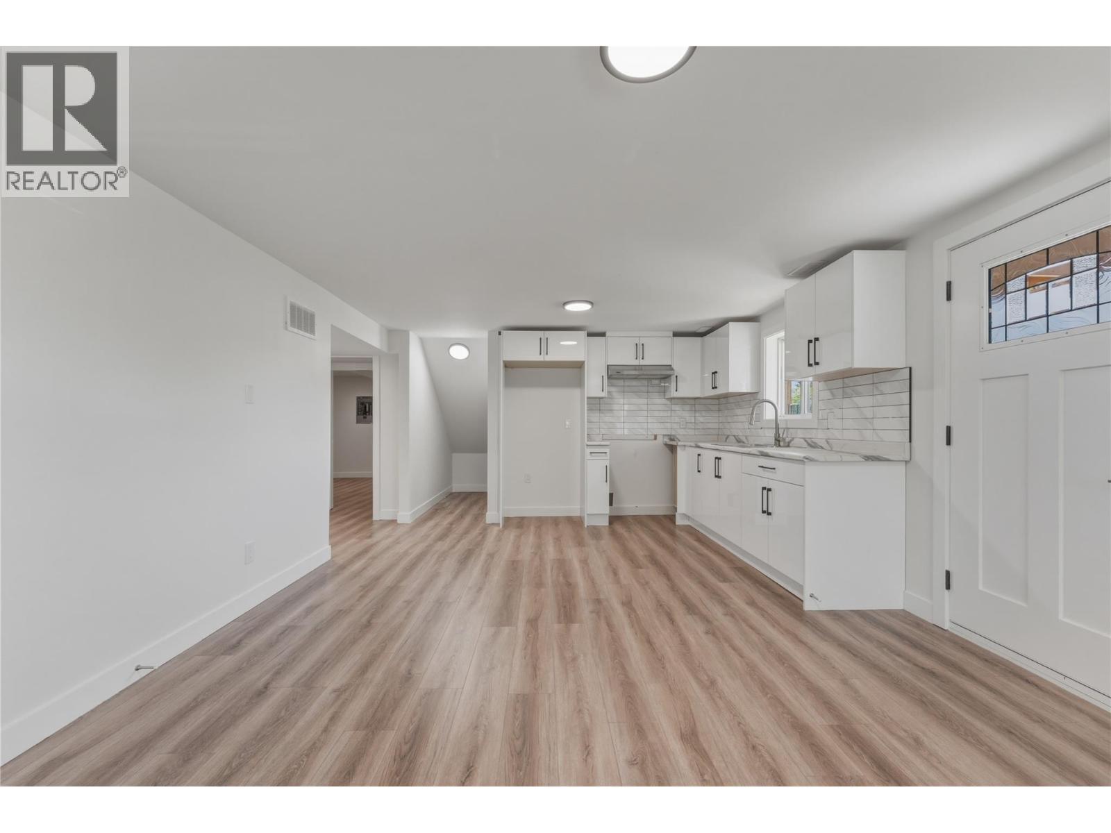 6576 Southwind Road Road, Vernon, British Columbia  V1H 1B7 - Photo 38 - 10388558