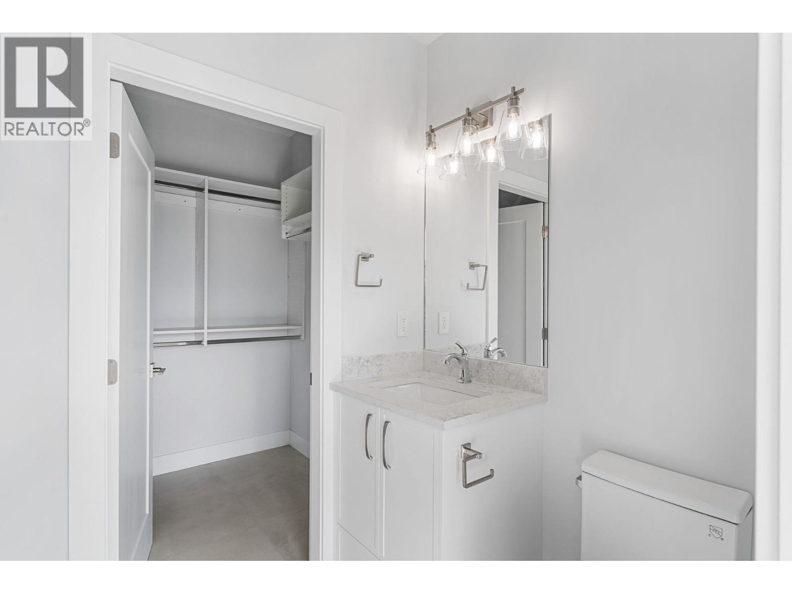 4565 Gordon Drive, Kelowna, British Columbia  V1W 1T3 - Photo 24 - 10388289