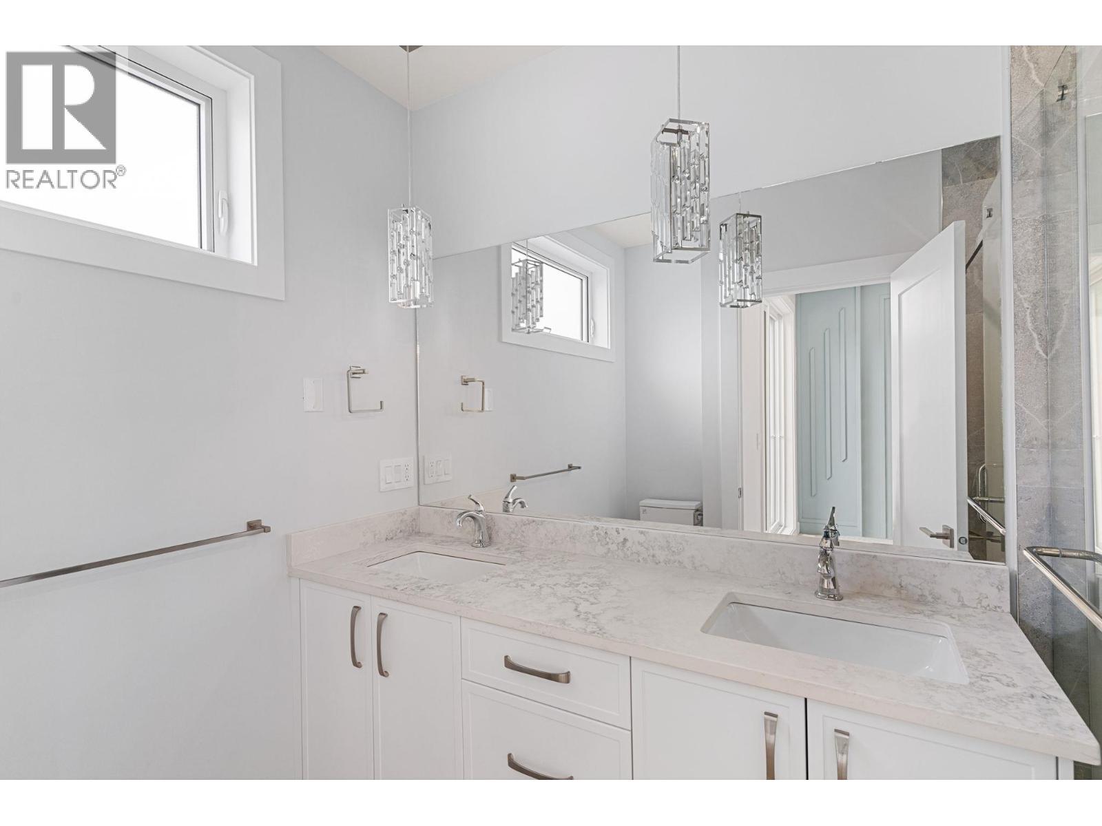 4565 Gordon Drive, Kelowna, British Columbia  V1W 1T3 - Photo 28 - 10388289