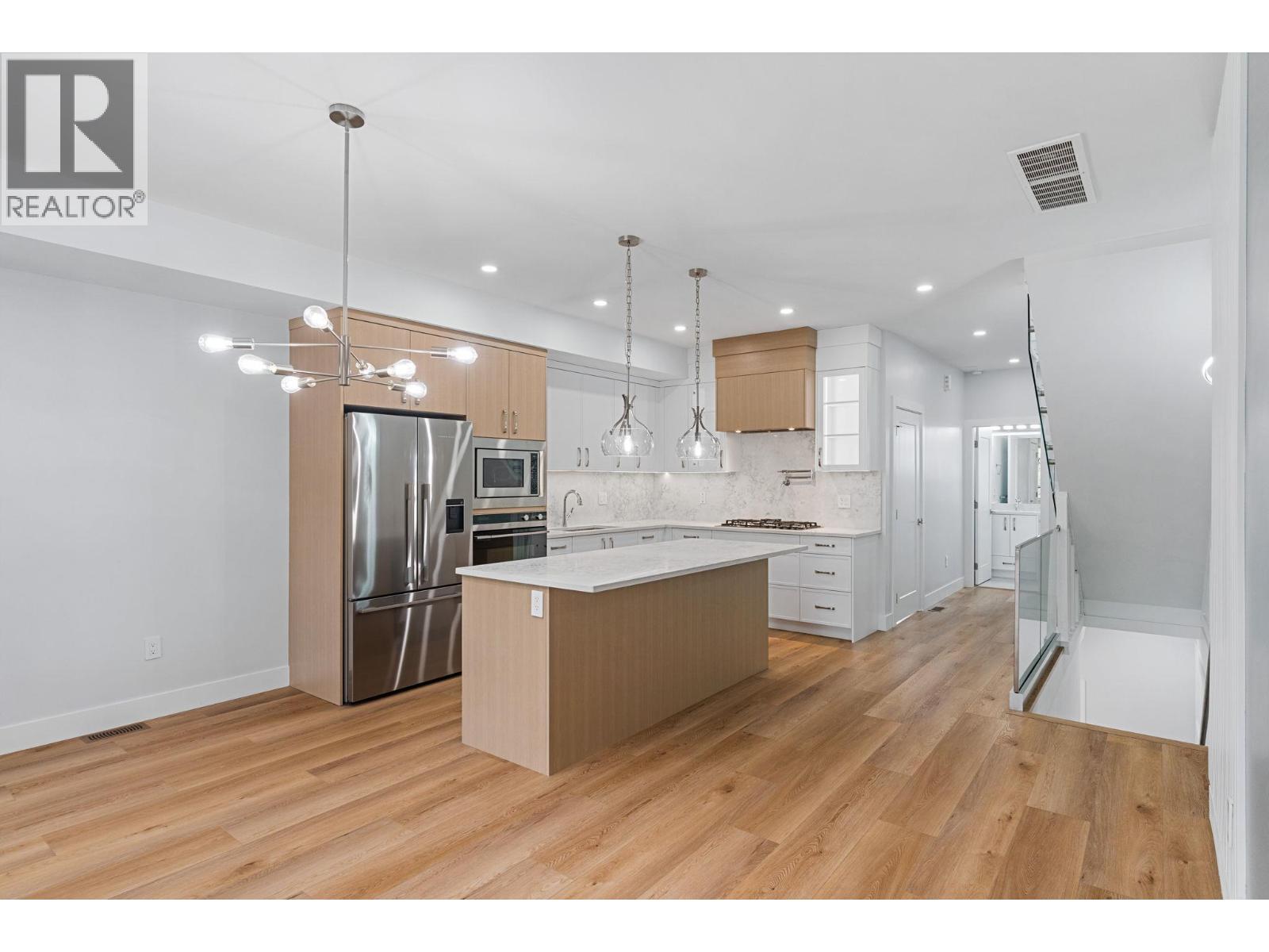 4565 Gordon Drive, Kelowna, British Columbia  V1W 1T3 - Photo 7 - 10388289