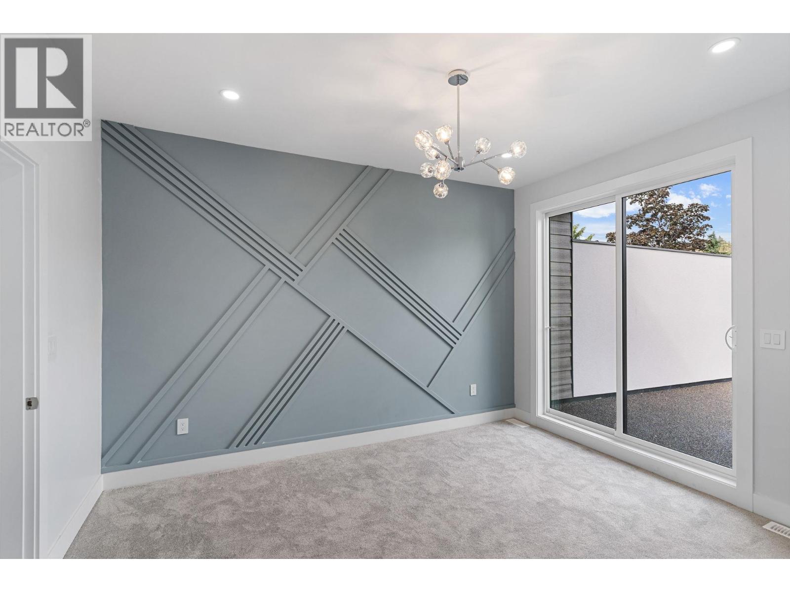 4567 Gordon Drive, Kelowna, British Columbia  V1W 1T3 - Photo 19 - 10388286