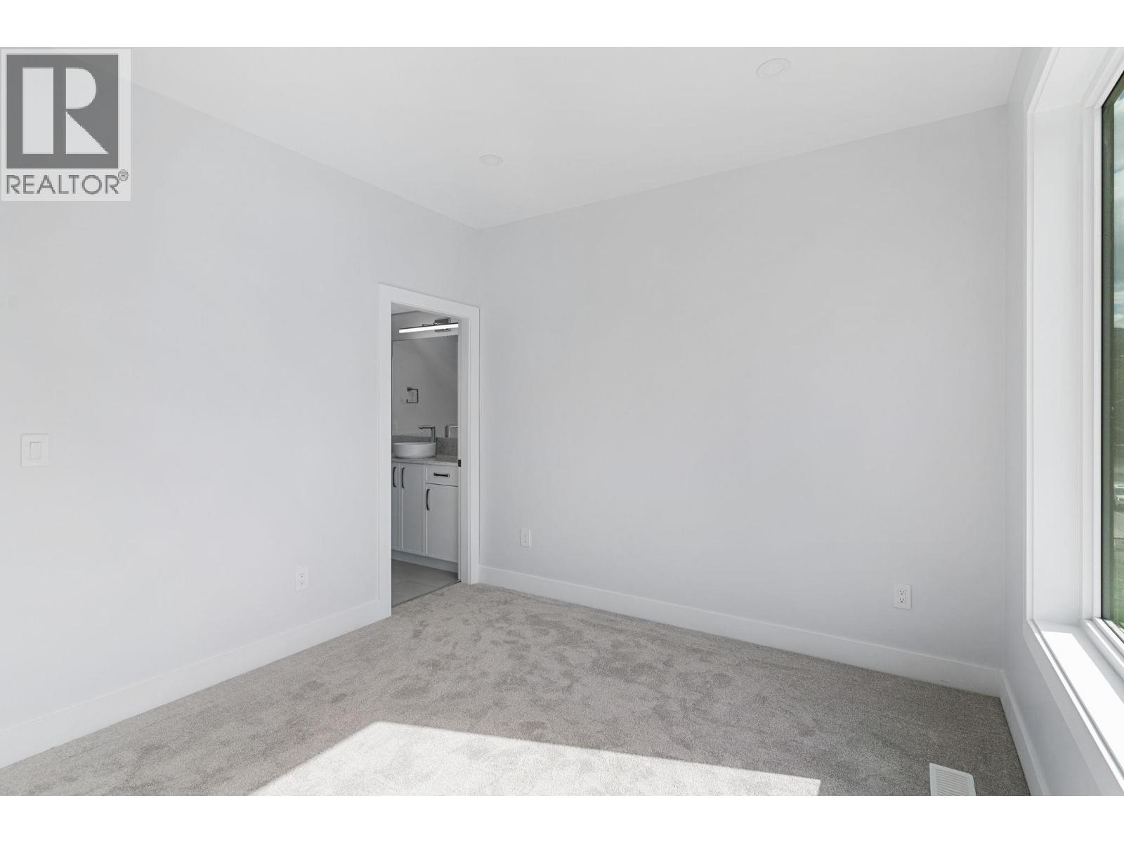 4567 Gordon Drive, Kelowna, British Columbia  V1W 1T3 - Photo 26 - 10388286