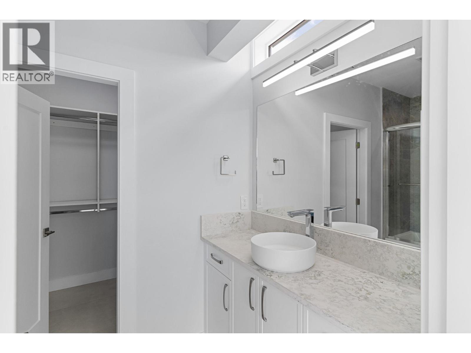 4567 Gordon Drive, Kelowna, British Columbia  V1W 1T3 - Photo 27 - 10388286