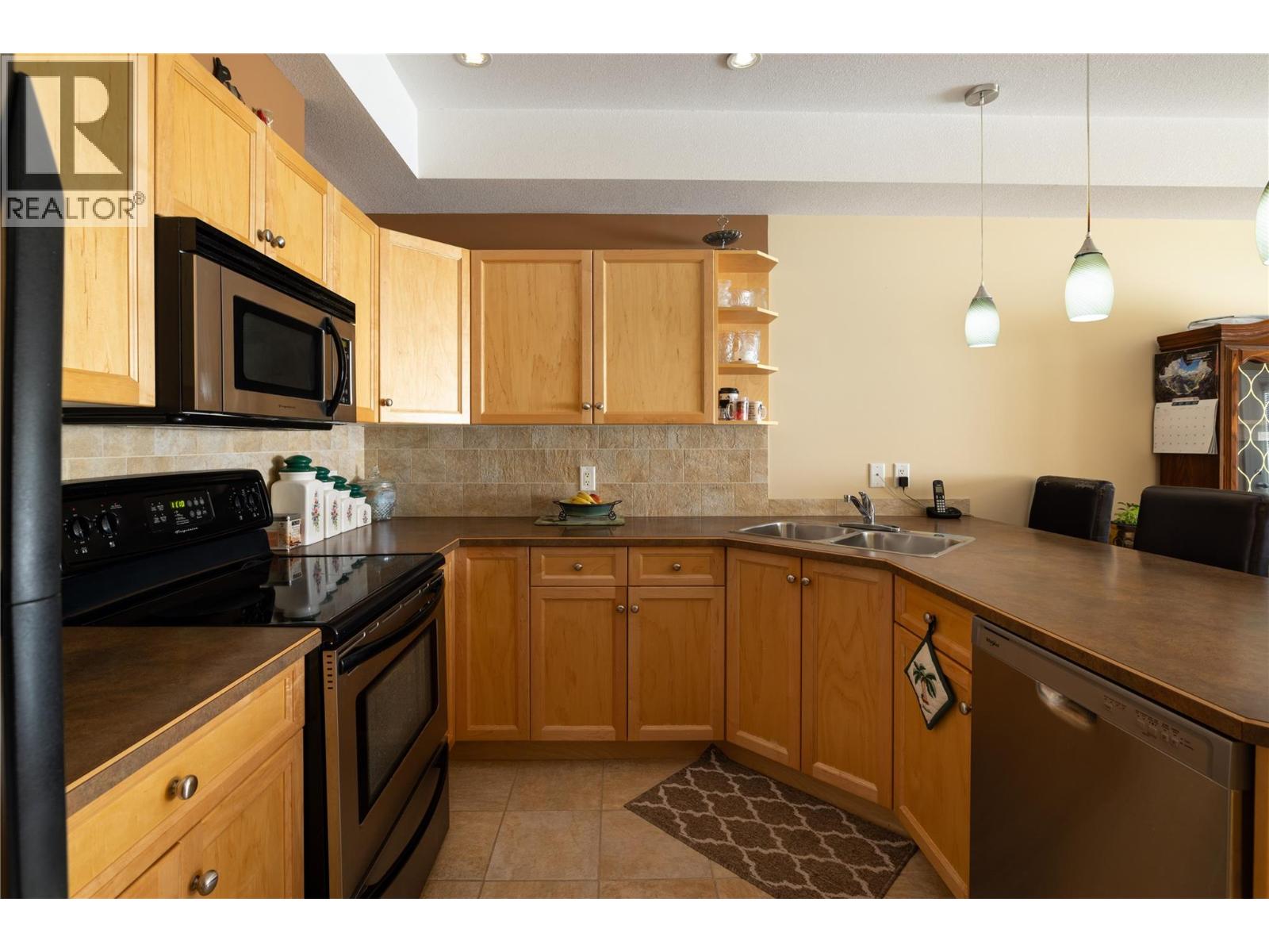 2120 Shannon Ridge Drive Unit# 108, West Kelowna, British Columbia  V4T 2Z3 - Photo 6 - 10386754