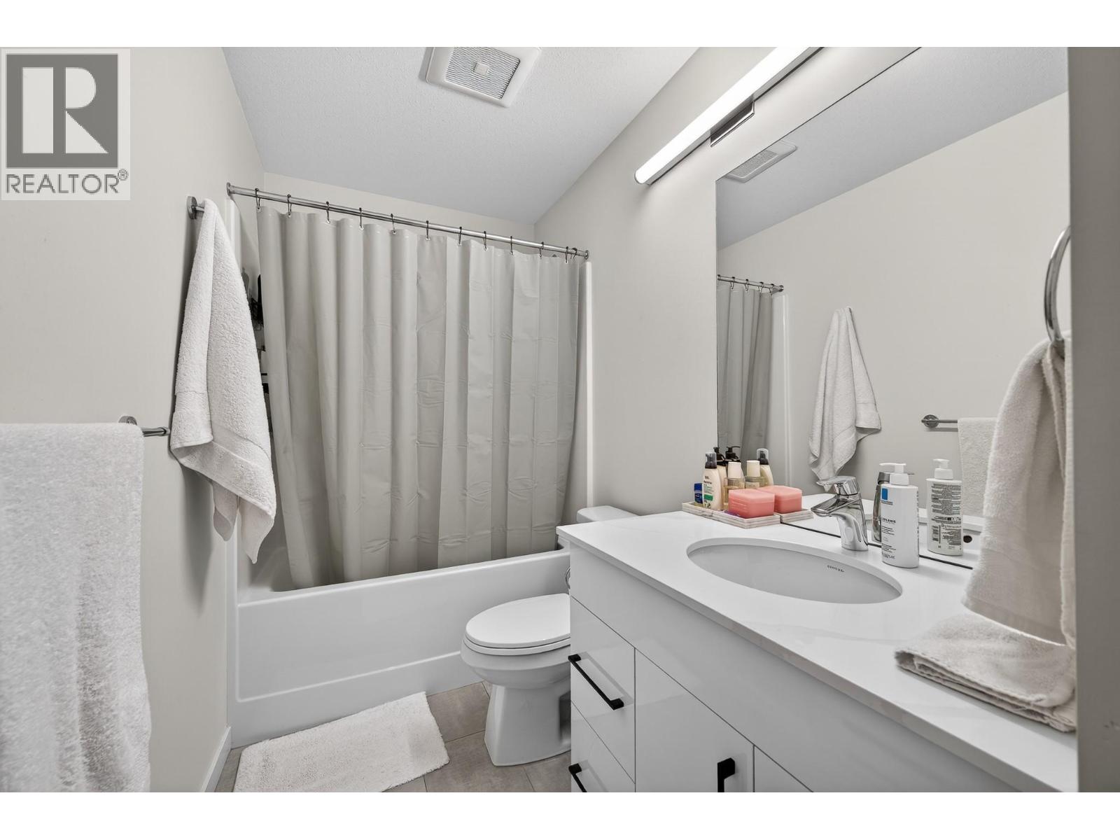 1880 Hugh Allan Drive Unit# 305, Kamloops, British Columbia  V1S 0E8 - Photo 12 - 10388606