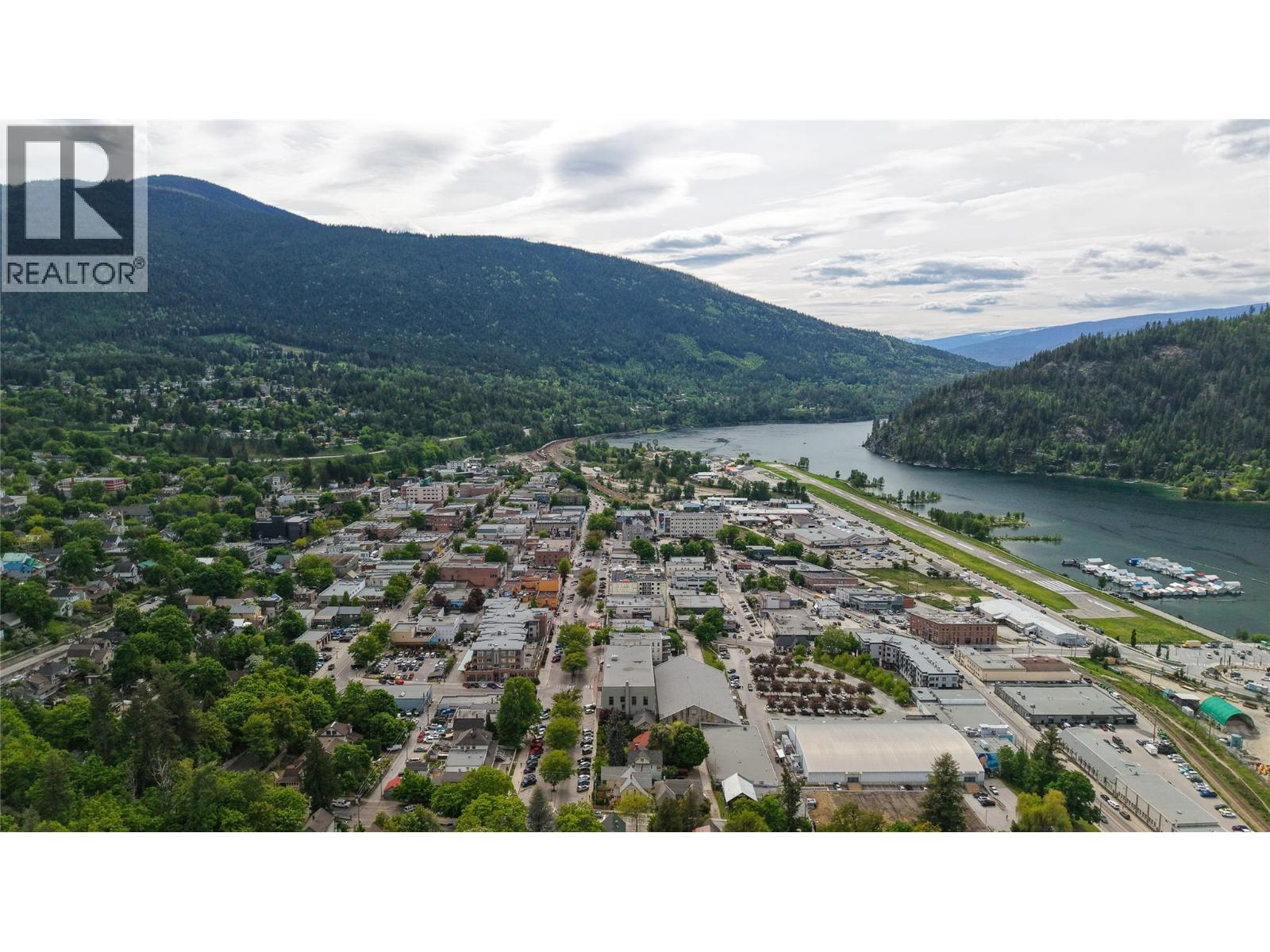 1204 Front Street, Nelson, British Columbia  V1L 4C4 - Photo 33 - 10388477
