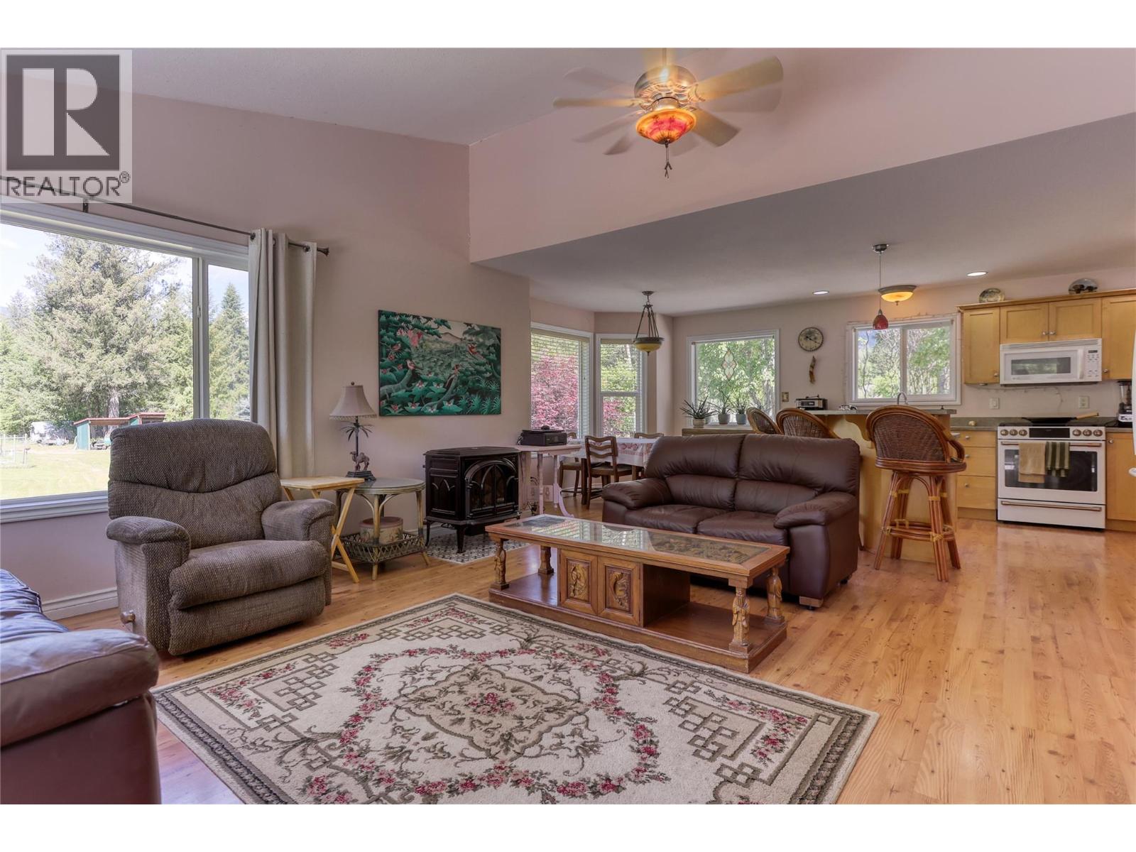 2693 Osachoff Road, South Slocan, British Columbia  V1N 4P4 - Photo 23 - 10388463