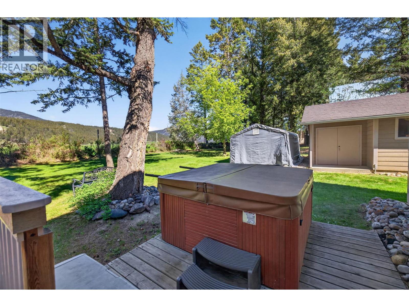 4484 Columbia View Road, Fairmont Hot Springs, British Columbia  V0B 1L2 - Photo 11 - 10388518