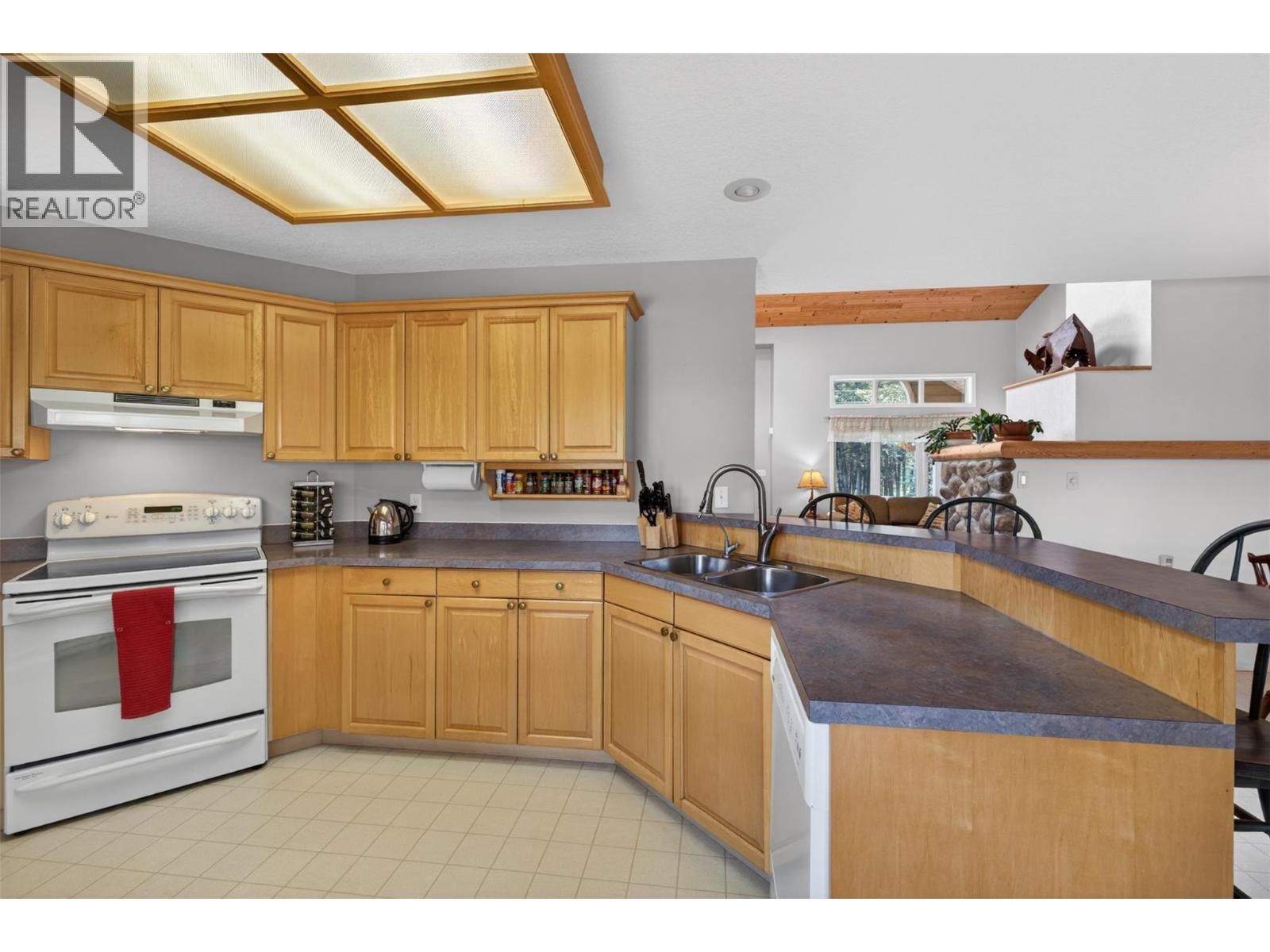 4484 Columbia View Road, Fairmont Hot Springs, British Columbia  V0B 1L2 - Photo 22 - 10388518