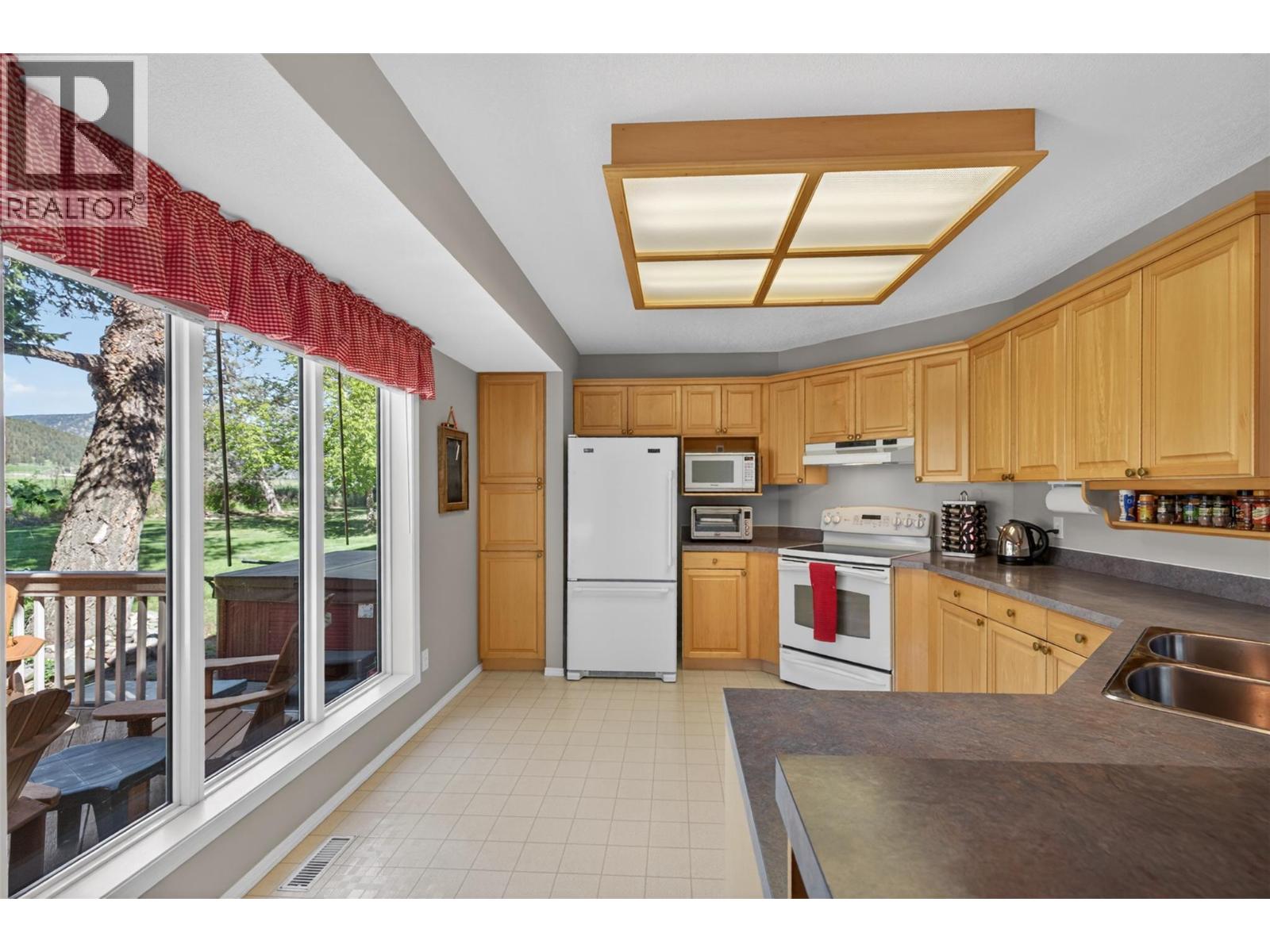 4484 Columbia View Road, Fairmont Hot Springs, British Columbia  V0B 1L2 - Photo 30 - 10388518