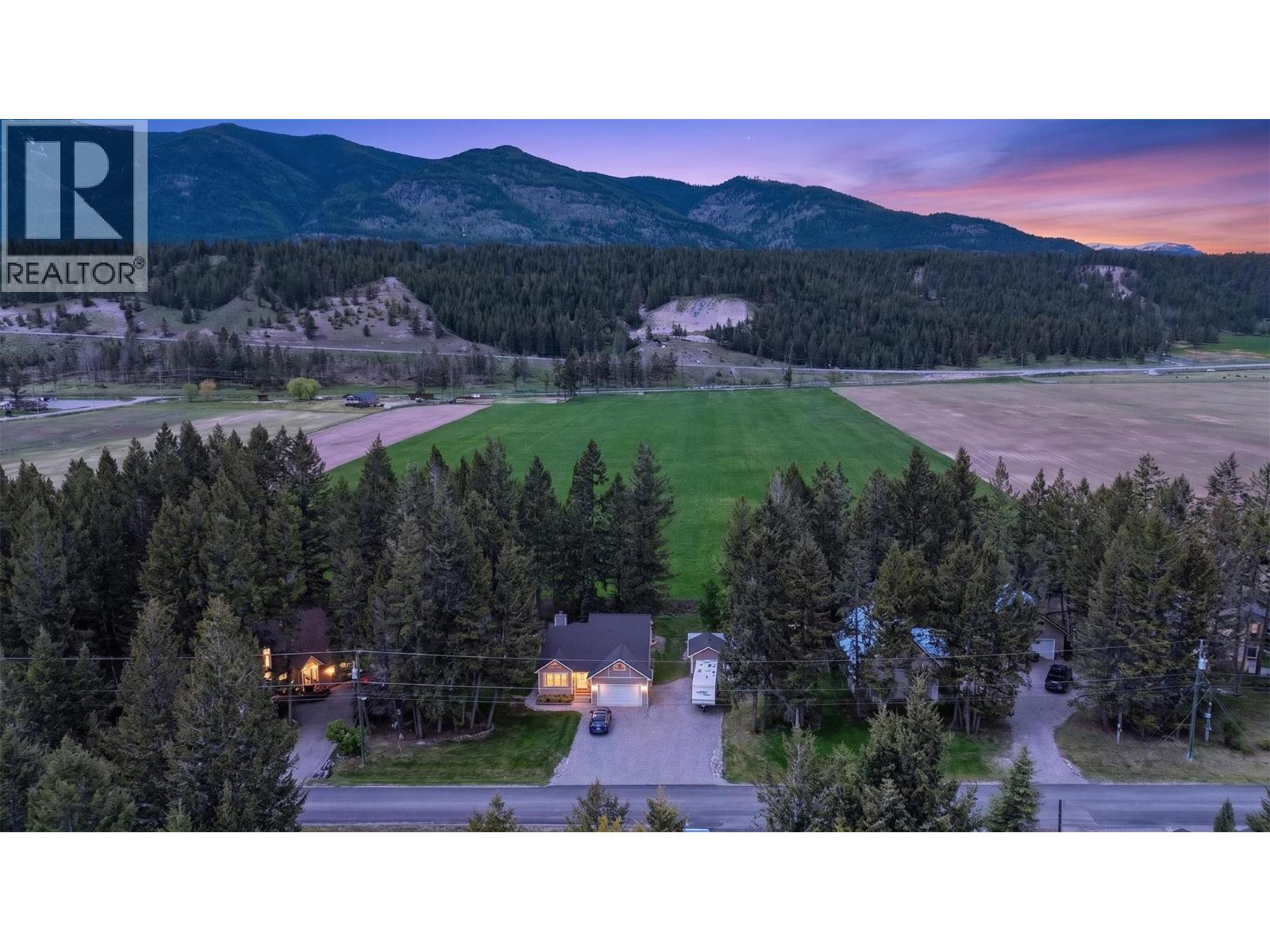 4484 Columbia View Road, Fairmont Hot Springs, British Columbia  V0B 1L2 - Photo 58 - 10388518