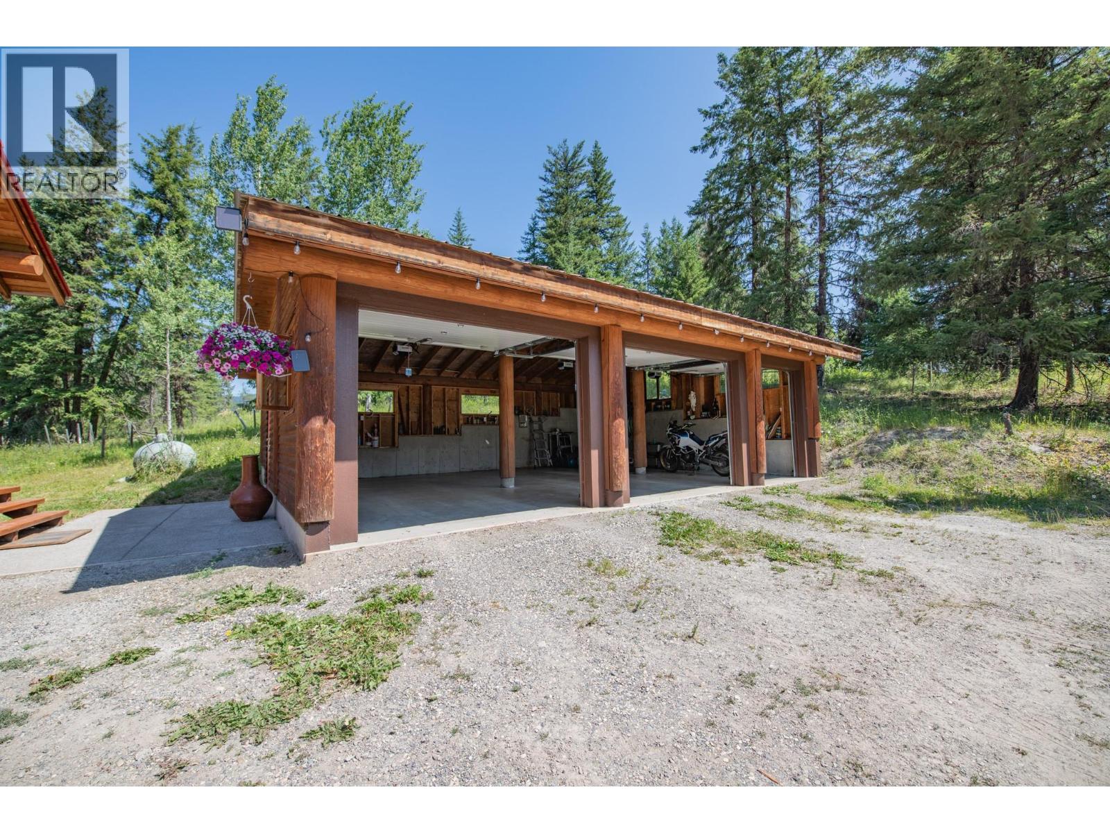 592 Bear Valley Road, Lumby, British Columbia  V0E 2G1 - Photo 29 - 10388183