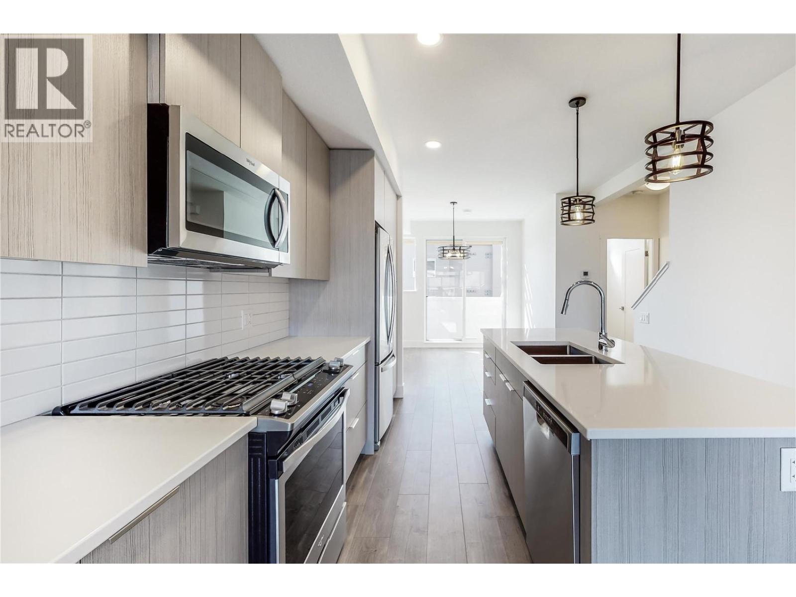 720 Valley Road Unit# 43, Kelowna, British Columbia  V1V 0E1 - Photo 4 - 10388541