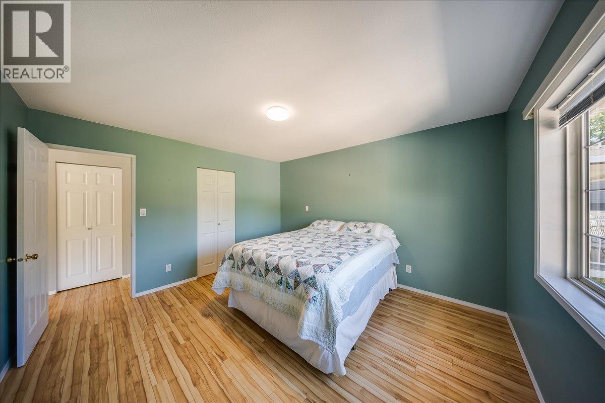 83 Kootenay Avenue S, Fruitvale, British Columbia  V0G 1L0 - Photo 23 - 10388444
