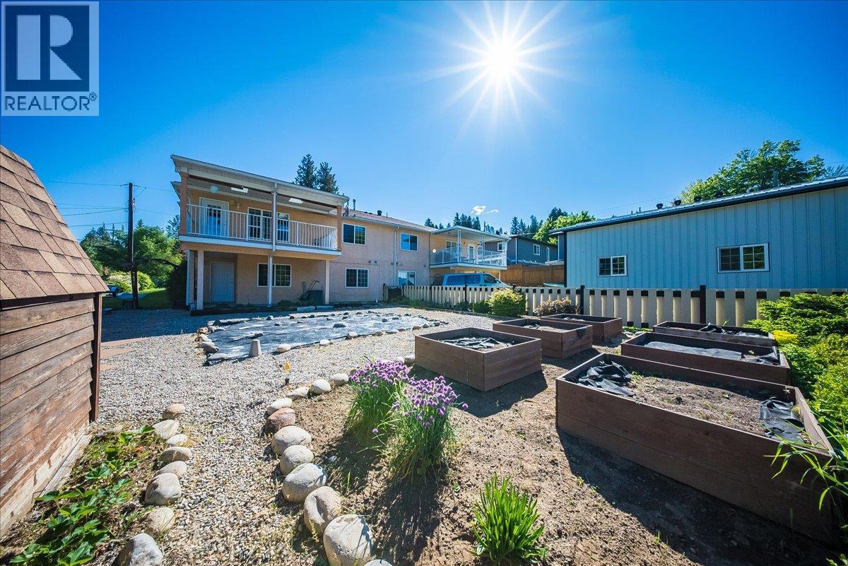 83 Kootenay Avenue S, Fruitvale, British Columbia  V0G 1L0 - Photo 47 - 10388444