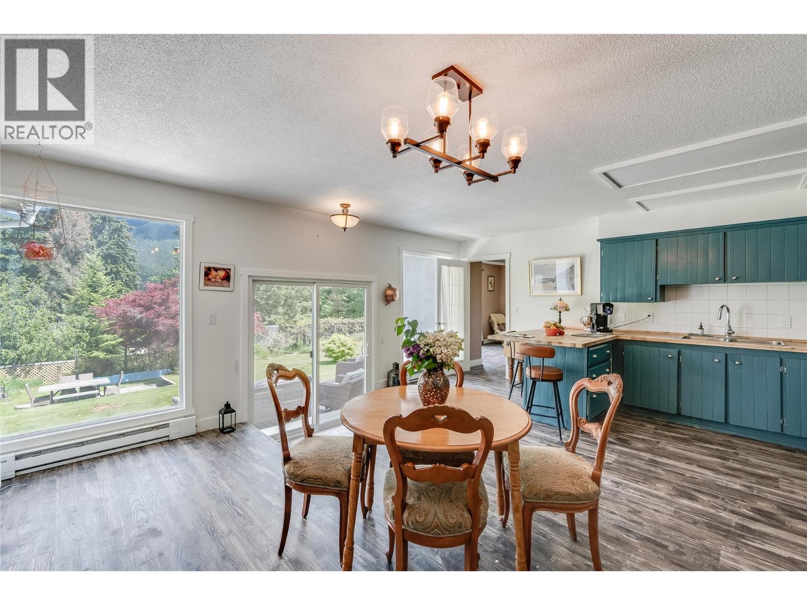 765 Lewis Road, Harrop, British Columbia  V1L 6P7 - Photo 10 - 10387622