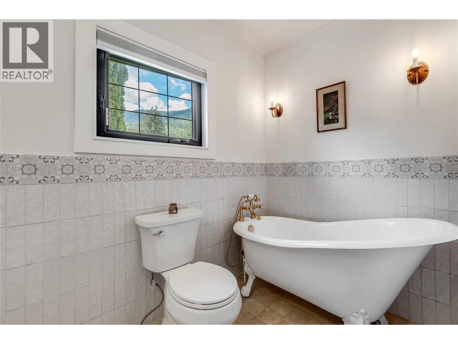 765 Lewis Road, Harrop, British Columbia  V1L 6P7 - Photo 28 - 10387622
