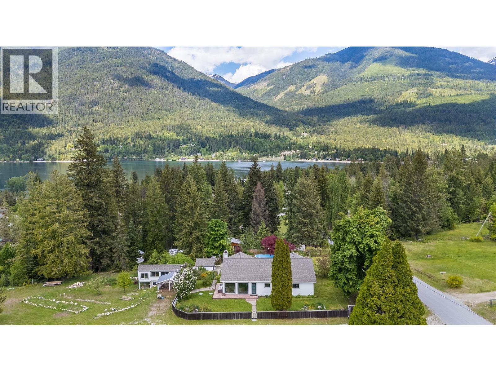 765 Lewis Road, Harrop, British Columbia  V1L 6P7 - Photo 43 - 10387622