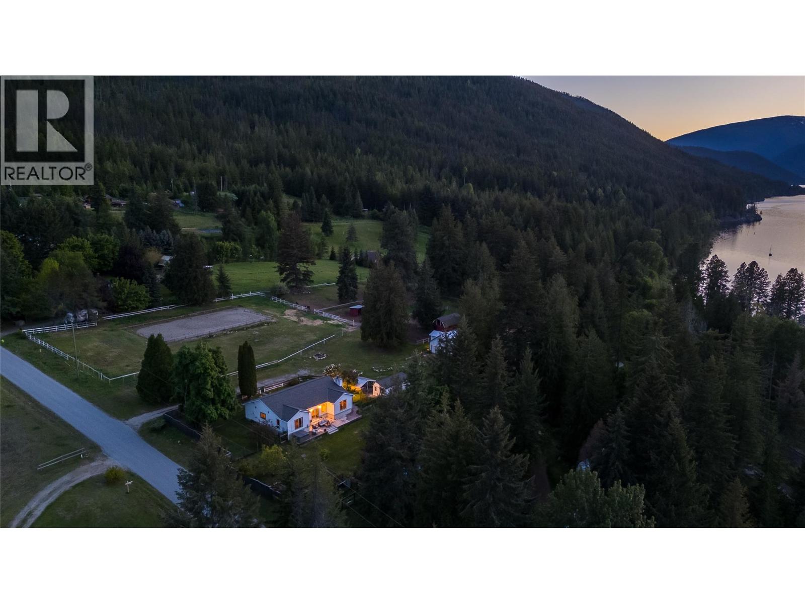 765 Lewis Road, Harrop, British Columbia  V1L 6P7 - Photo 47 - 10387622