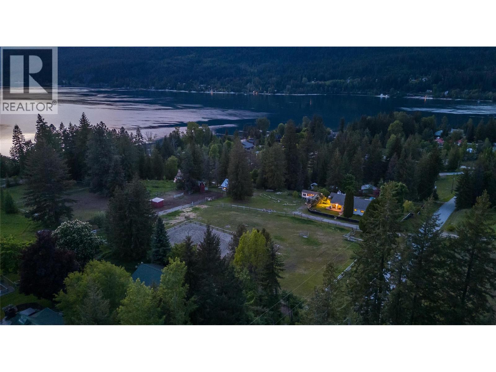 765 Lewis Road, Harrop, British Columbia  V1L 6P7 - Photo 49 - 10387622