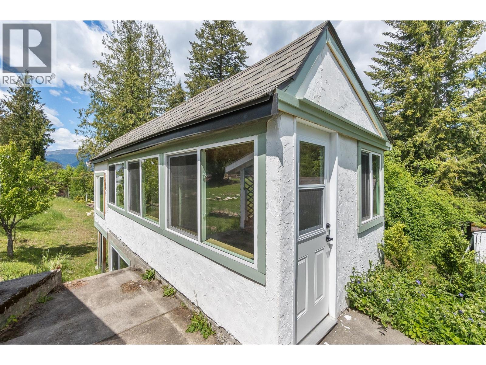 765 Lewis Road, Harrop, British Columbia  V1L 6P7 - Photo 67 - 10387622