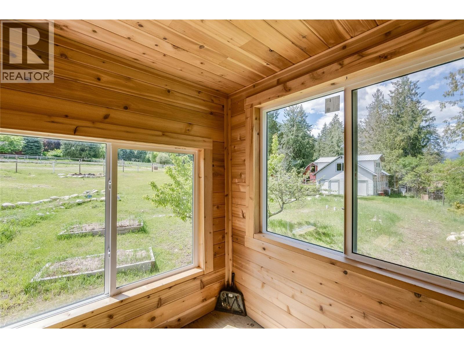 765 Lewis Road, Harrop, British Columbia  V1L 6P7 - Photo 72 - 10387622