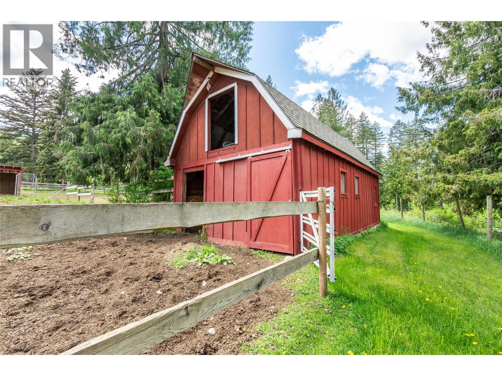 765 Lewis Road, Harrop, British Columbia  V1L 6P7 - Photo 76 - 10387622
