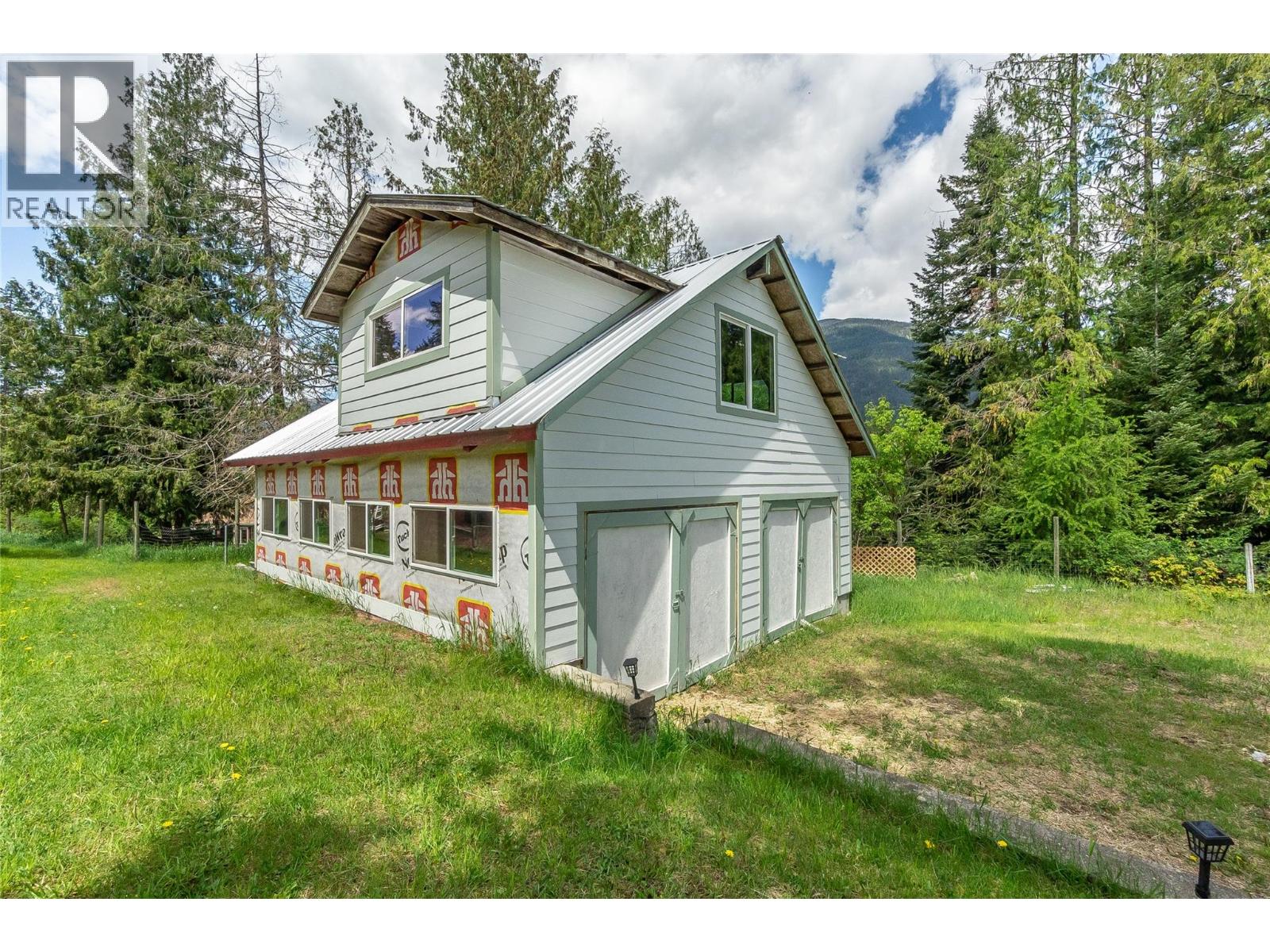 765 Lewis Road, Harrop, British Columbia  V1L 6P7 - Photo 81 - 10387622