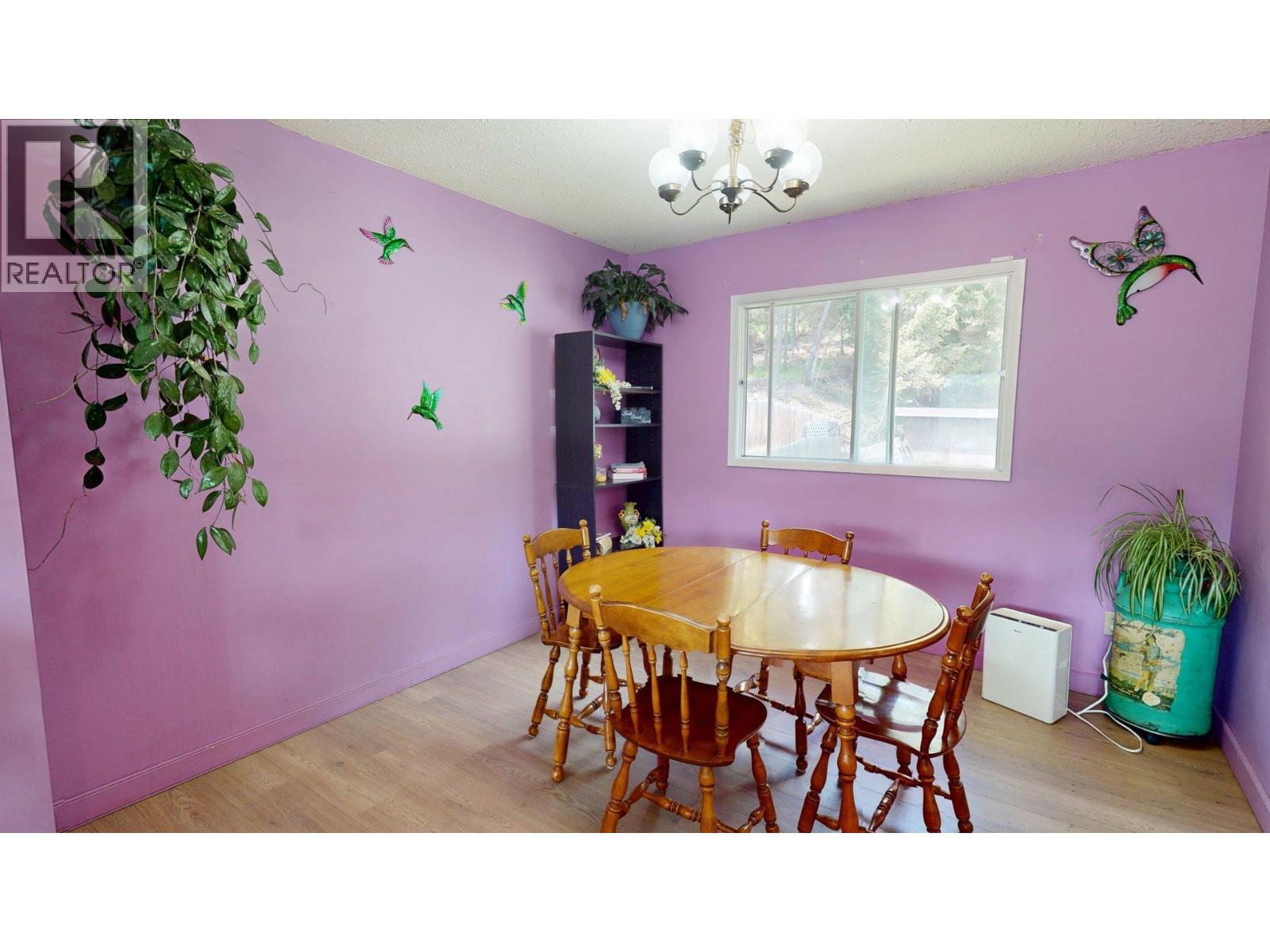 1323 Alpine Drive, Elkford, British Columbia  V0B 1H0 - Photo 7 - 10388574