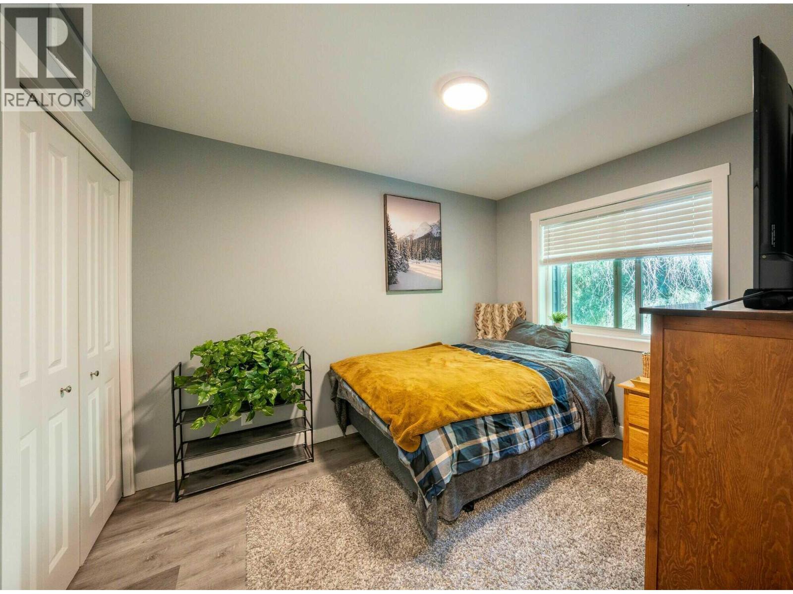 5190 Robinson Place, Peachland, British Columbia  V0H 1X1 - Photo 10 - 10388557