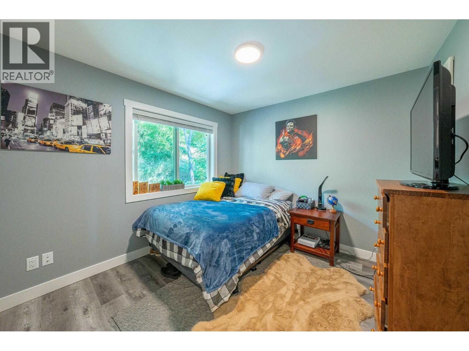 5190 Robinson Place, Peachland, British Columbia  V0H 1X1 - Photo 11 - 10388557