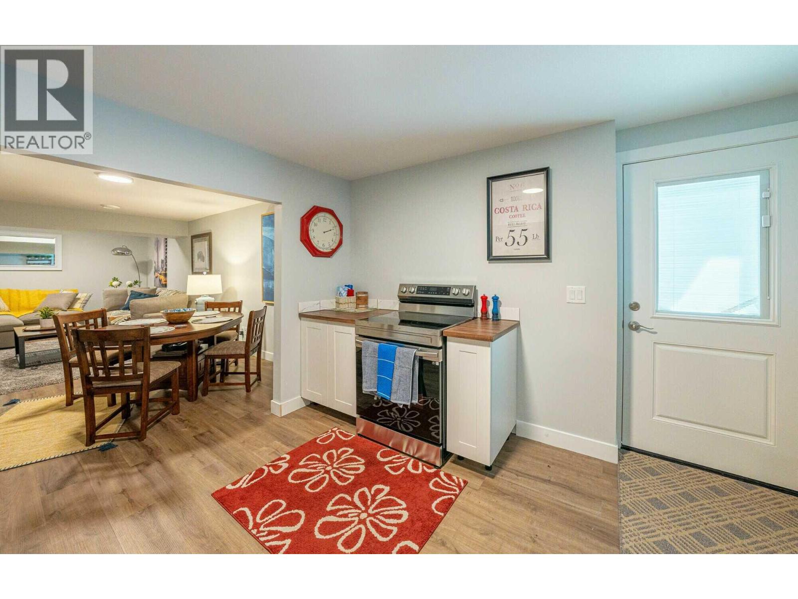 5190 Robinson Place, Peachland, British Columbia  V0H 1X1 - Photo 13 - 10388557