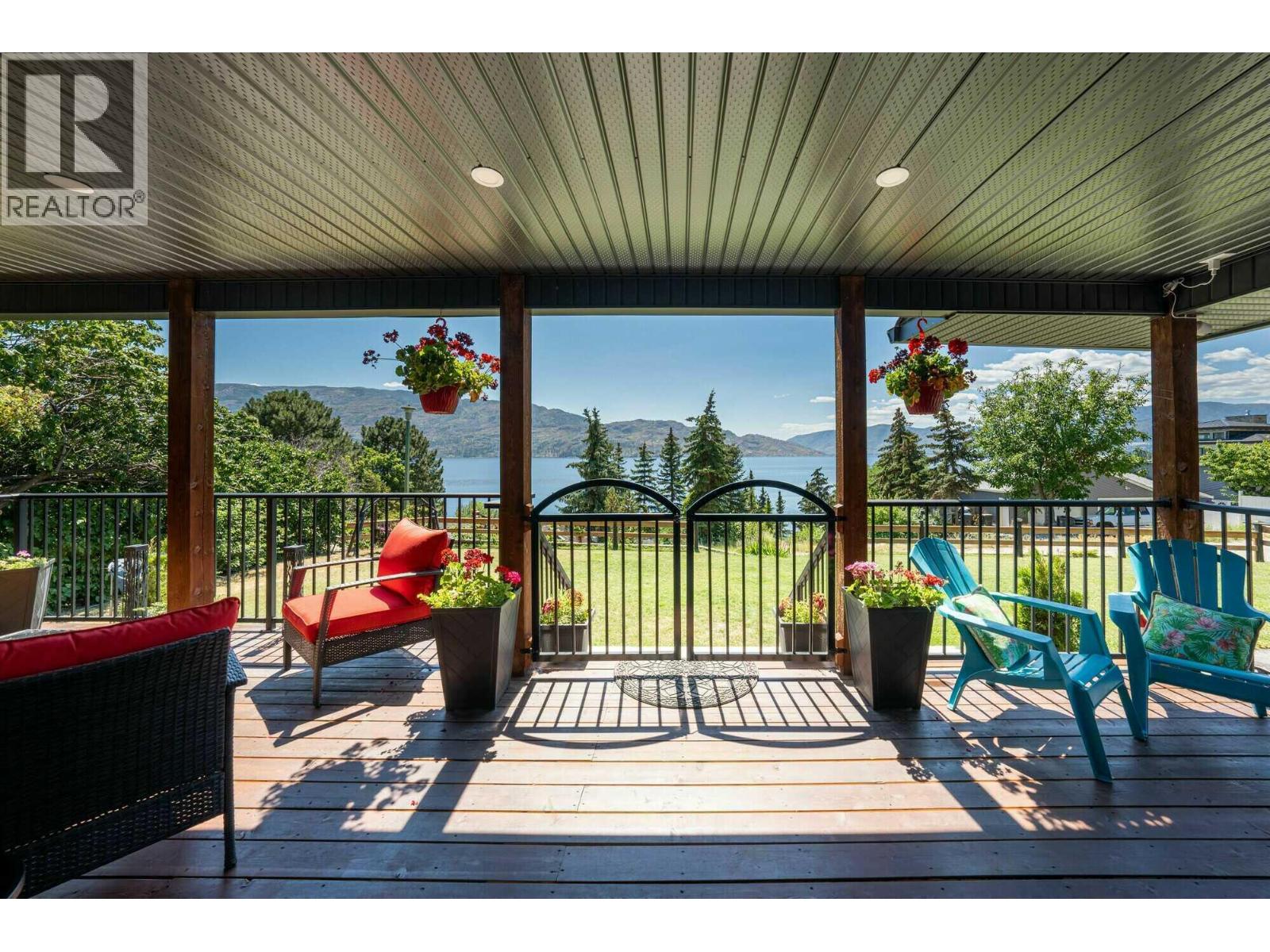 5190 Robinson Place, Peachland, British Columbia  V0H 1X1 - Photo 17 - 10388557