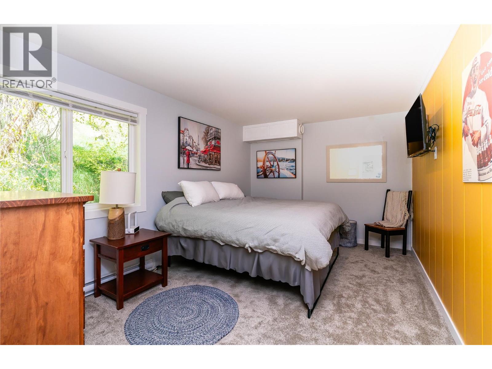5190 Robinson Place, Peachland, British Columbia  V0H 1X1 - Photo 20 - 10388557