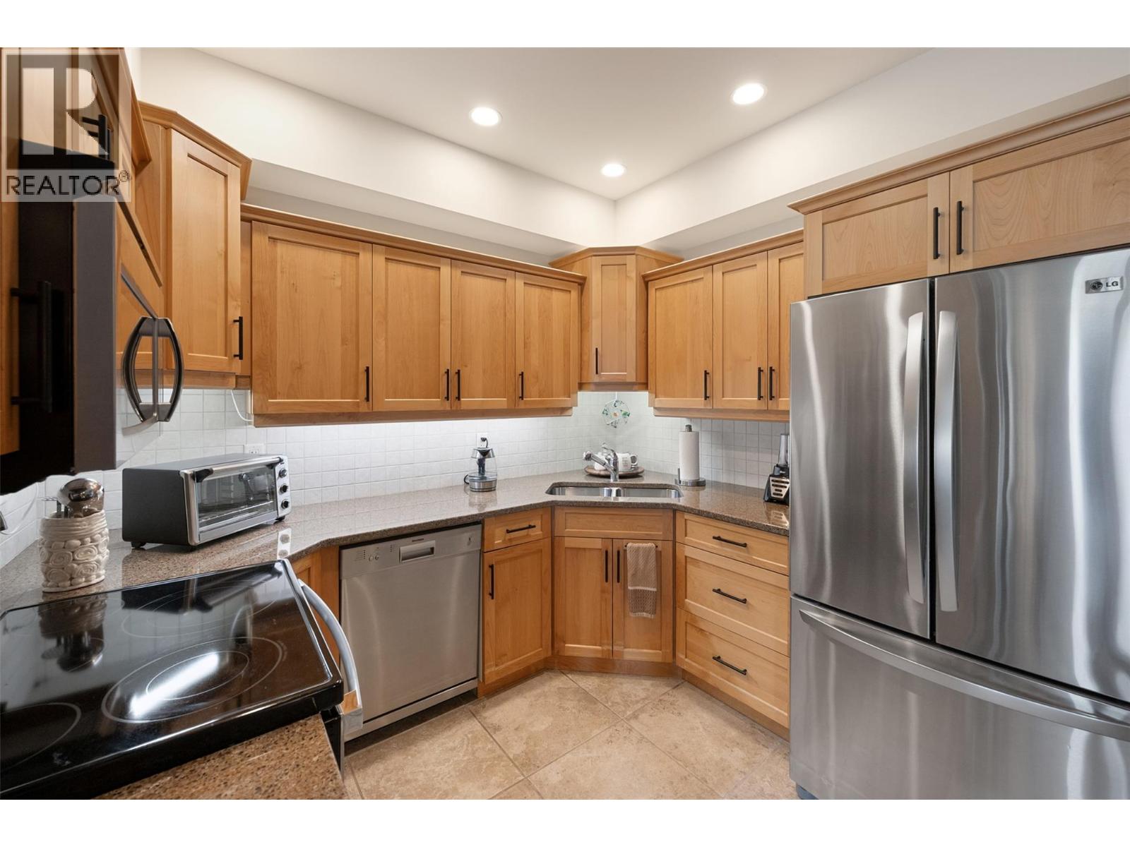873 Forestbrook Drive Unit# 204, Penticton, British Columbia  V2A 2E9 - Photo 14 - 10388472