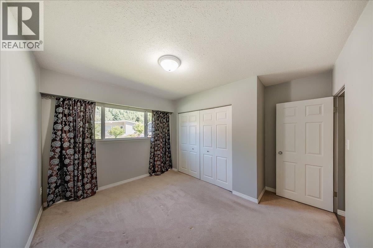 3542 Marigold Drive, Trail, British Columbia  V1R 2X6 - Photo 14 - 10388604