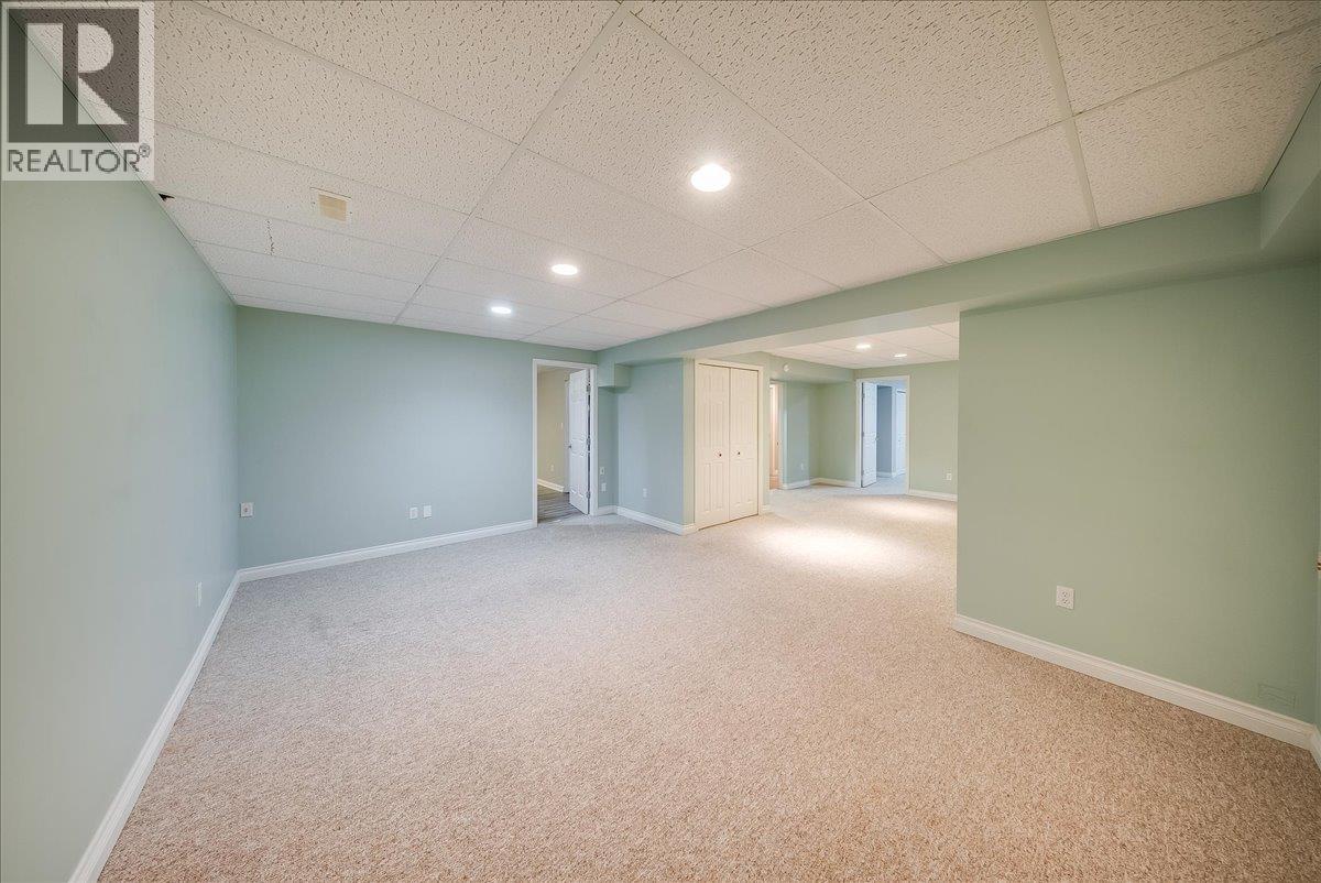 3542 Marigold Drive, Trail, British Columbia  V1R 2X6 - Photo 27 - 10388604