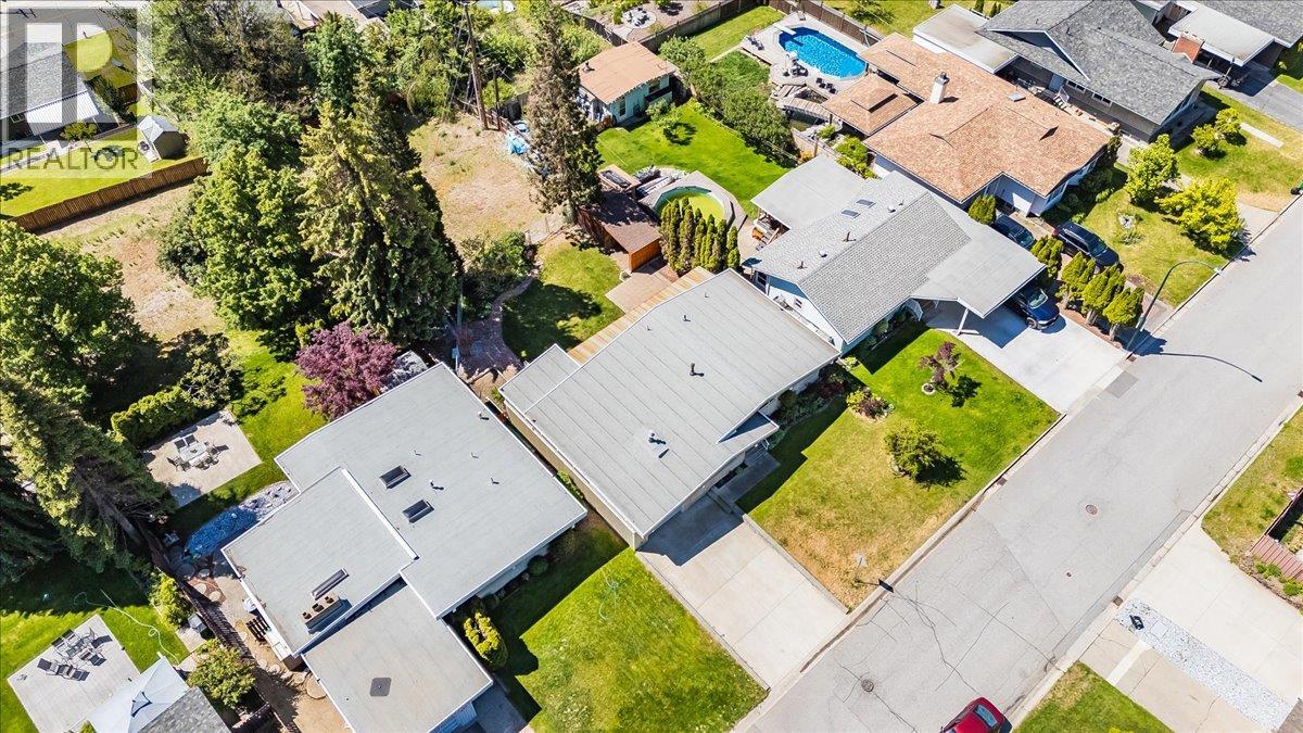 3542 Marigold Drive, Trail, British Columbia  V1R 2X6 - Photo 47 - 10388604
