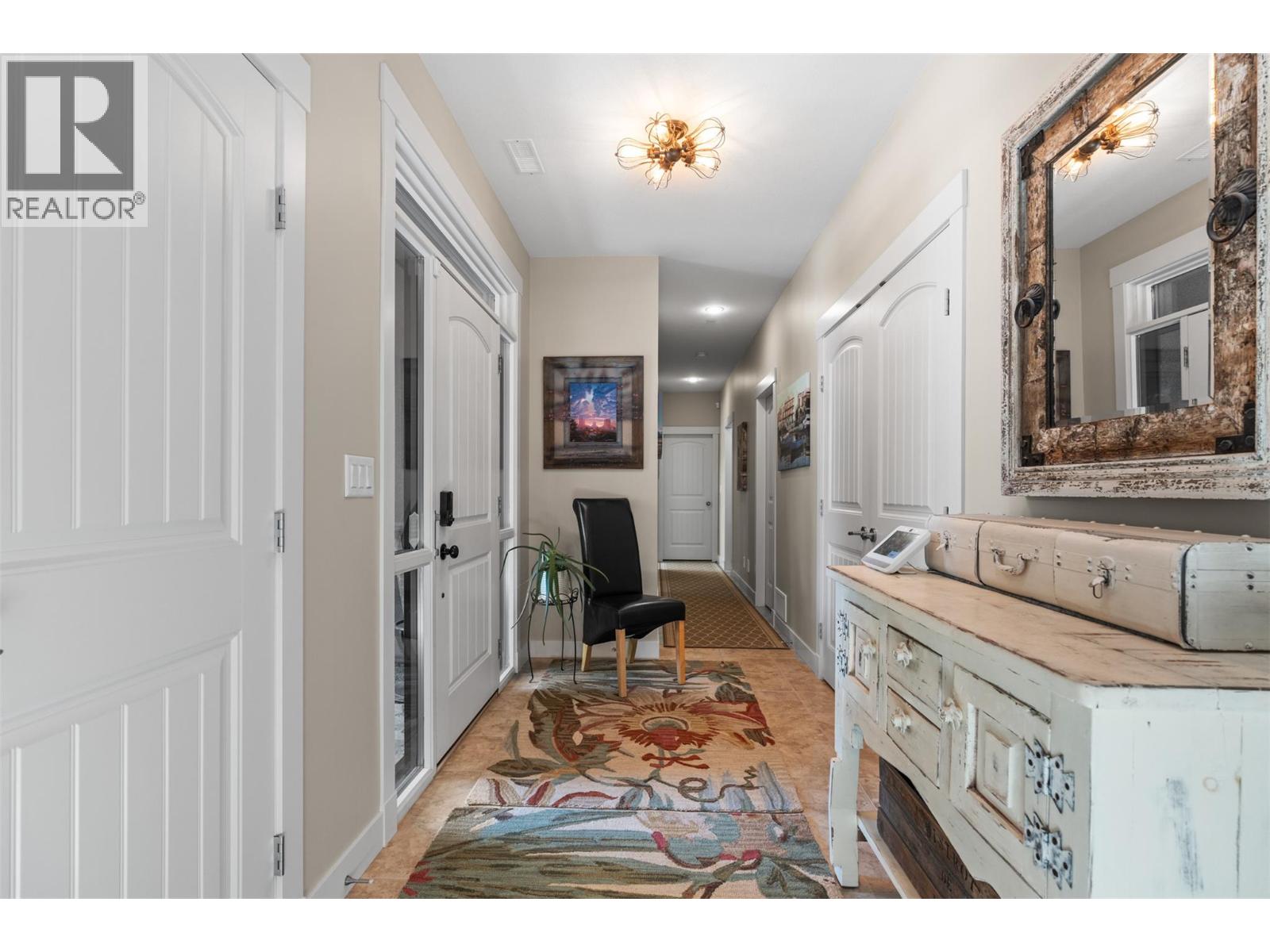 325 Cordon Place, Vernon, British Columbia  V1H 1Z9 - Photo 11 - 10388043