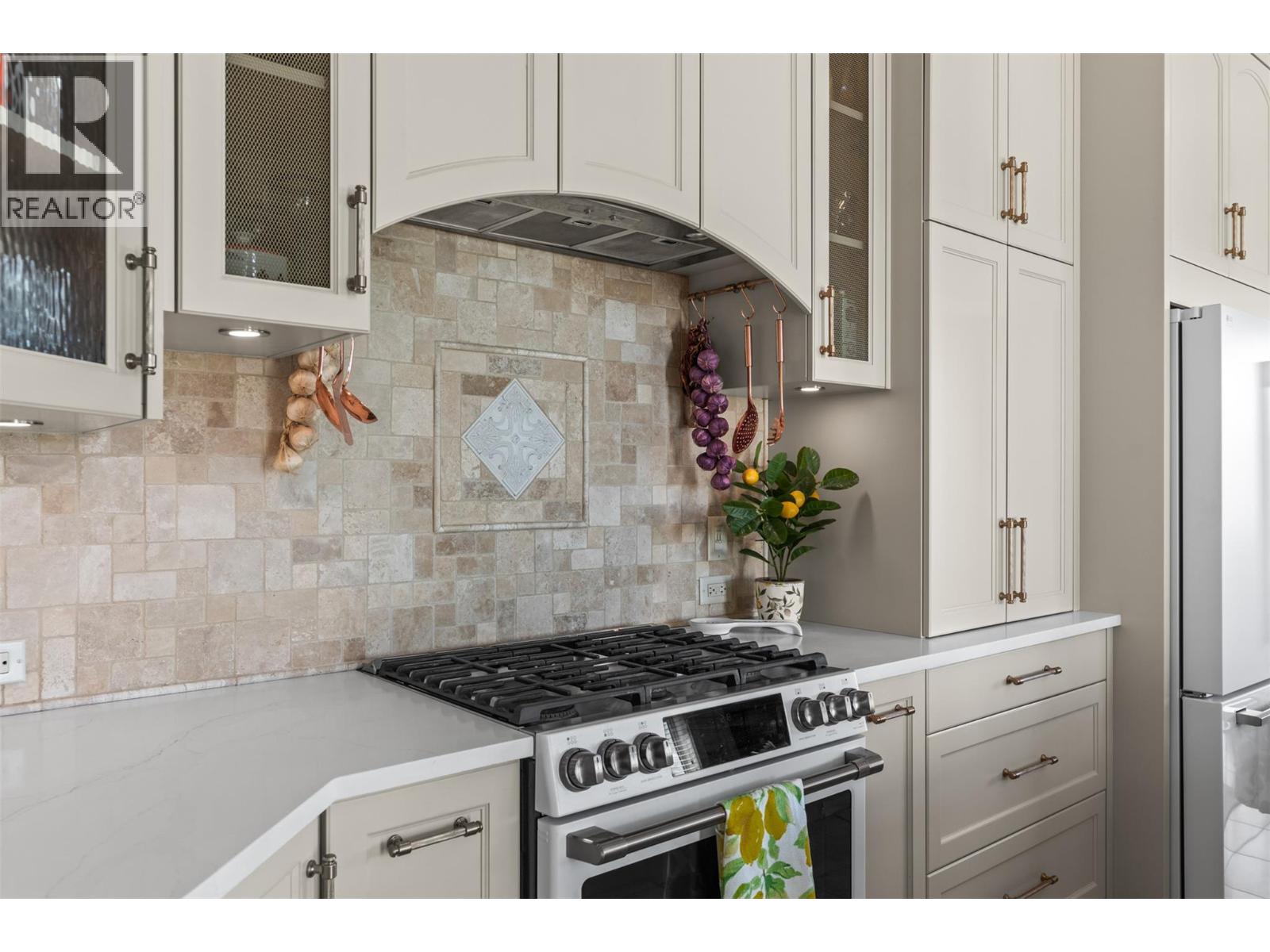 325 Cordon Place, Vernon, British Columbia  V1H 1Z9 - Photo 24 - 10388043