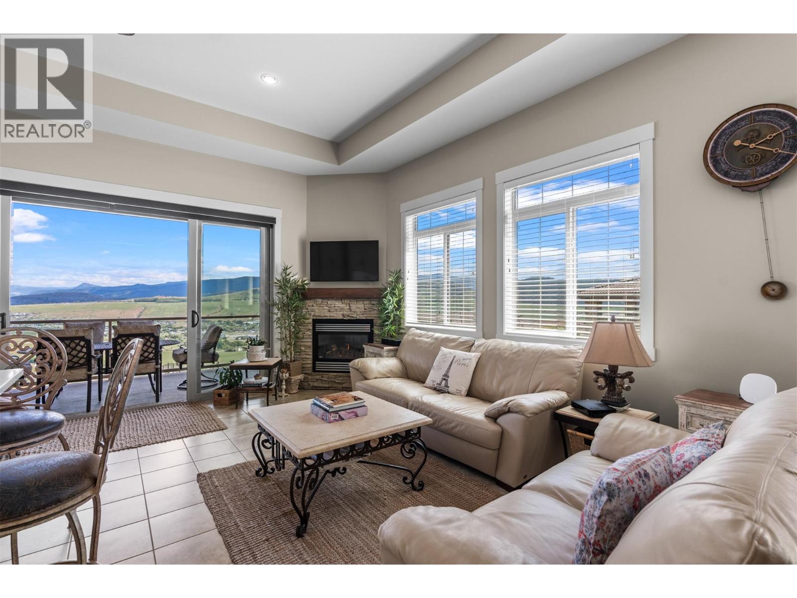 325 Cordon Place, Vernon, British Columbia  V1H 1Z9 - Photo 30 - 10388043
