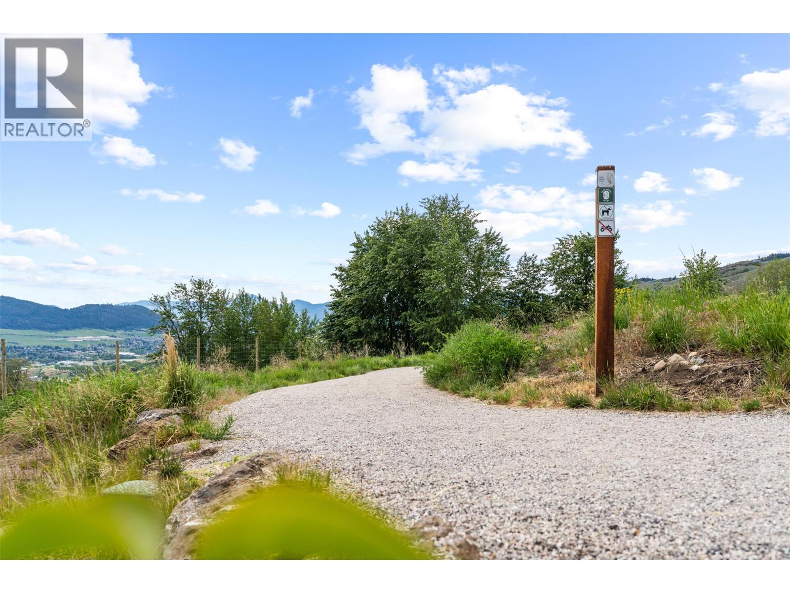 325 Cordon Place, Vernon, British Columbia  V1H 1Z9 - Photo 70 - 10388043